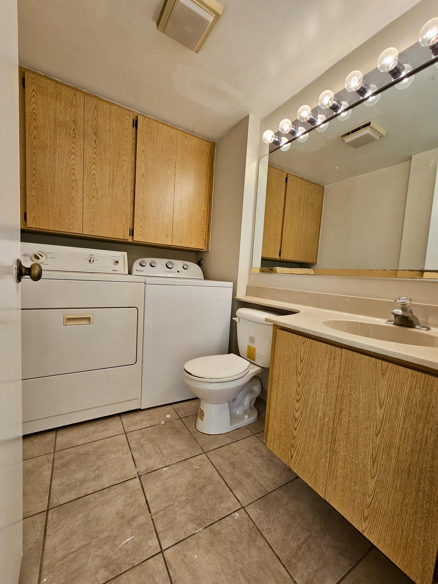 5152 51st Way Property Photo 8