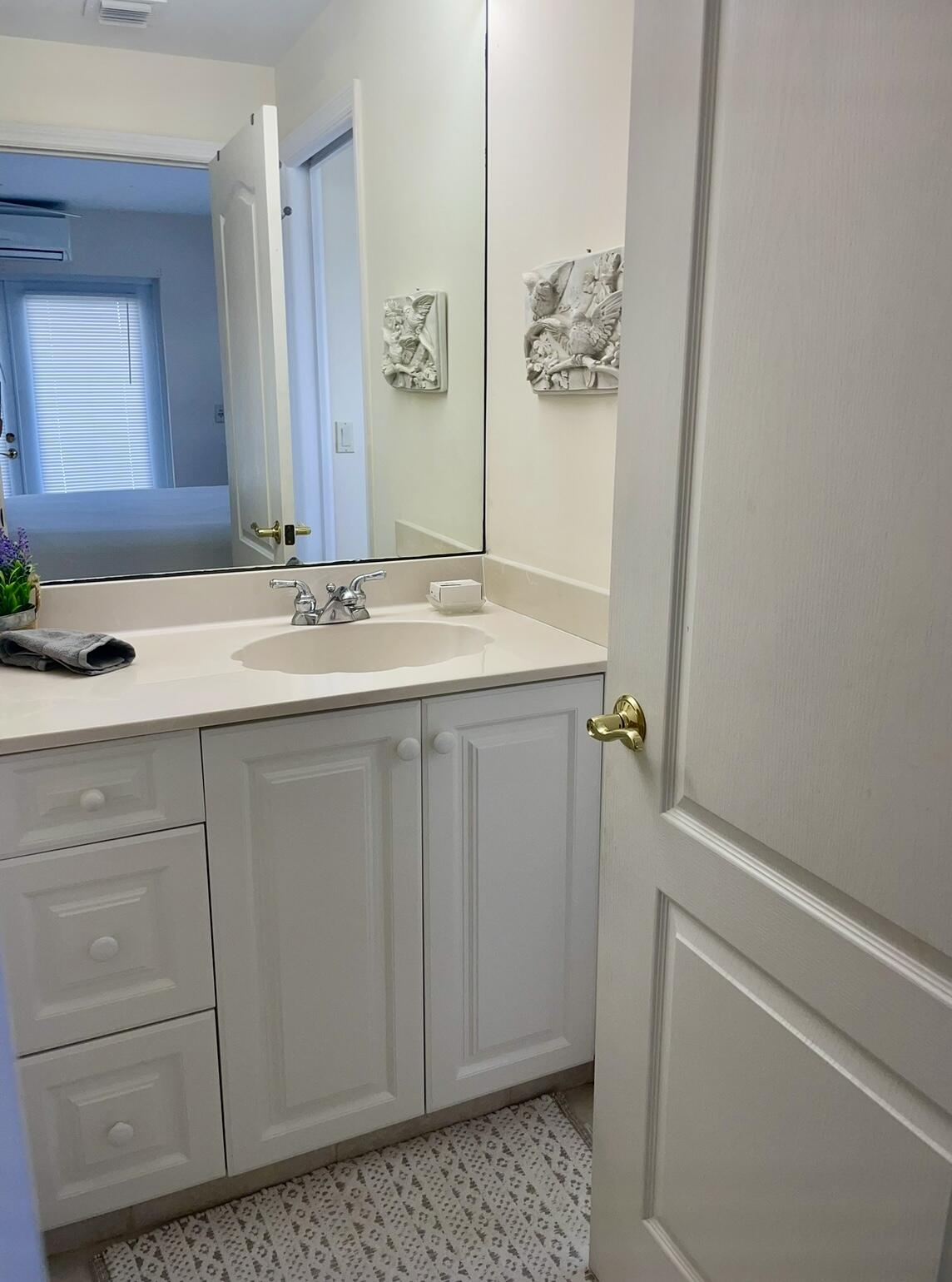 950 Marble Way Property Photo 8
