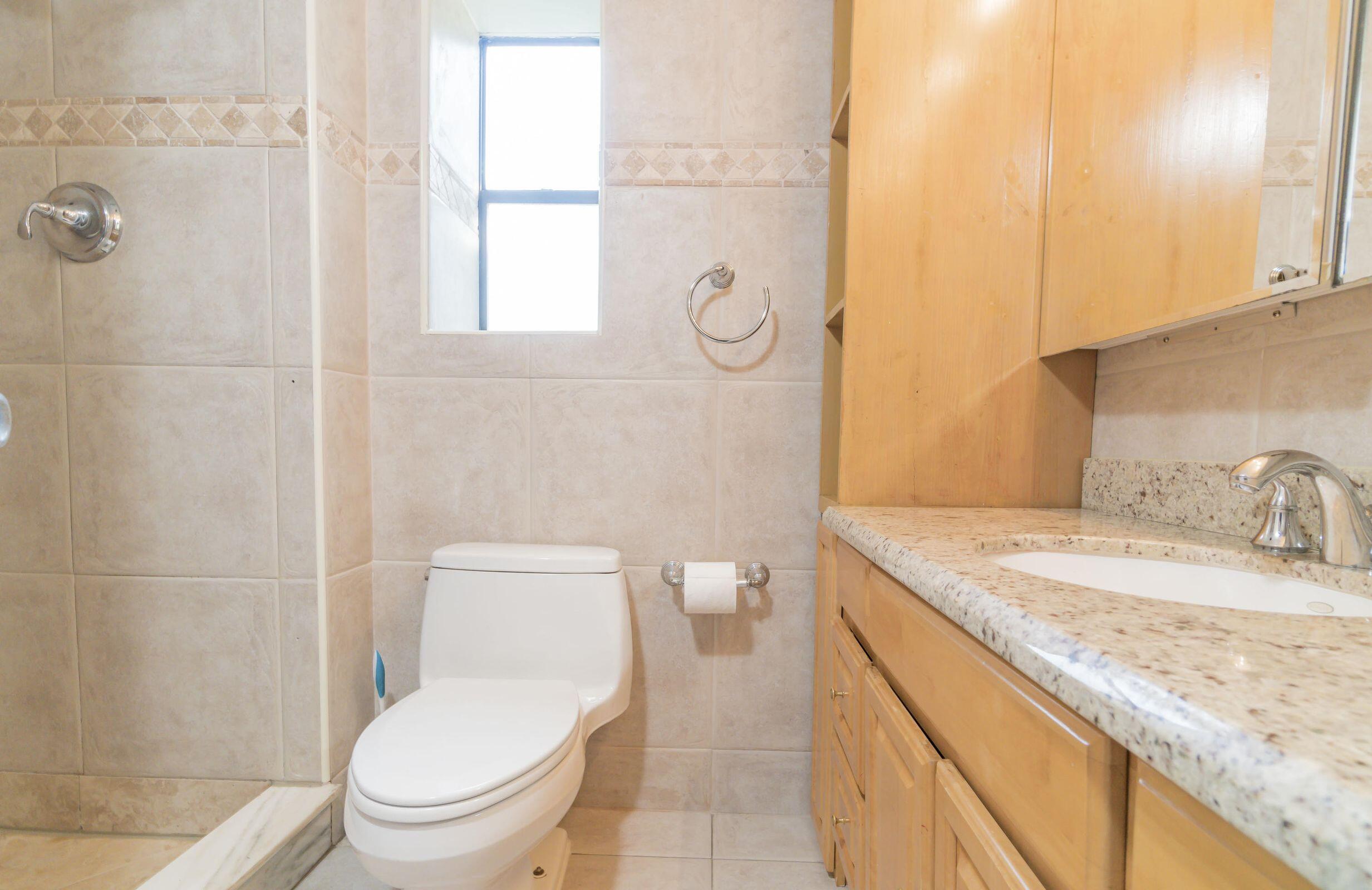 20341 Ne 30th Avenue Ph14-6 Property Photo 17
