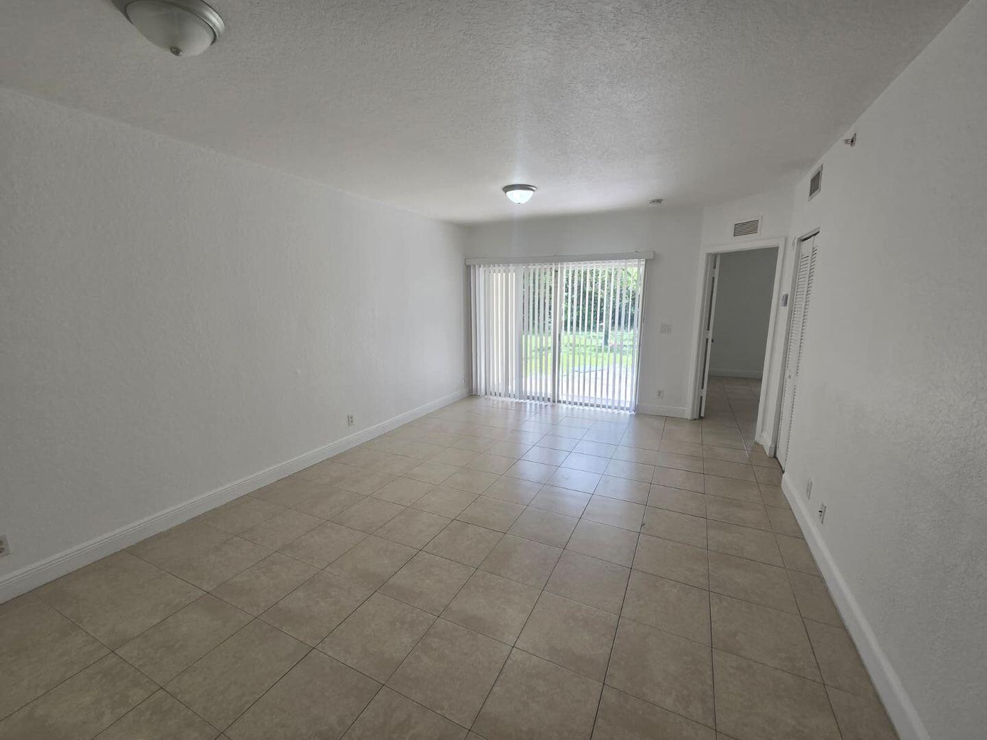 1161 Golden Lakes Boulevard 1315 Property Photo 2