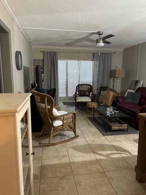 2811 S Garden Drive 207 Property Photo 6