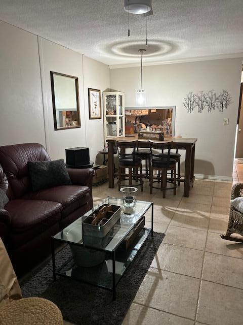 2811 S Garden Drive 207 Property Photo 8