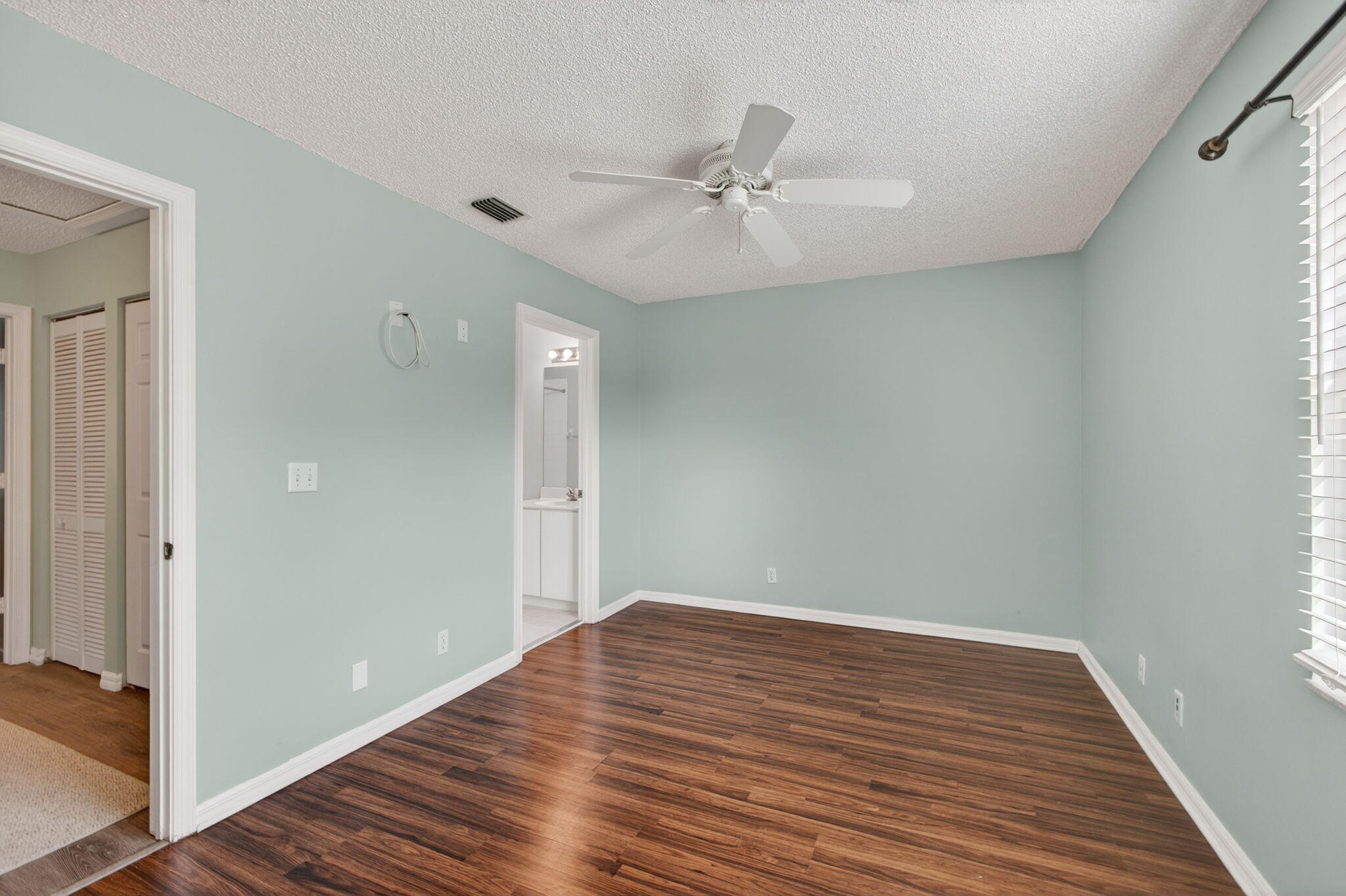 106 Wooden Mill Terrace Property Photo 23