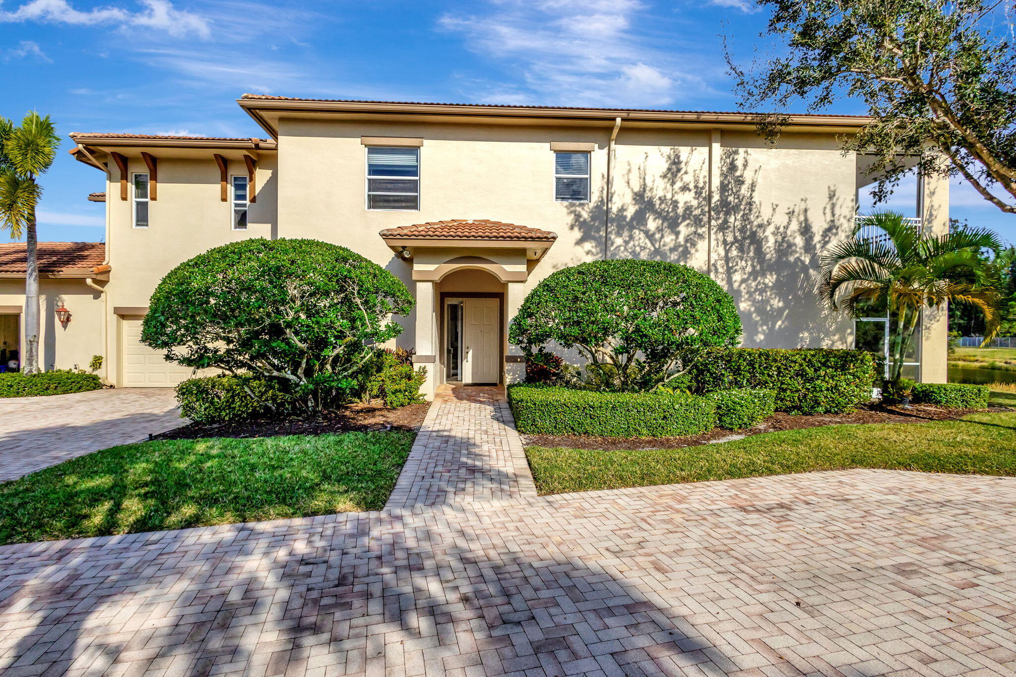 10156 N Orchid Reserve Drive Property Photo 1