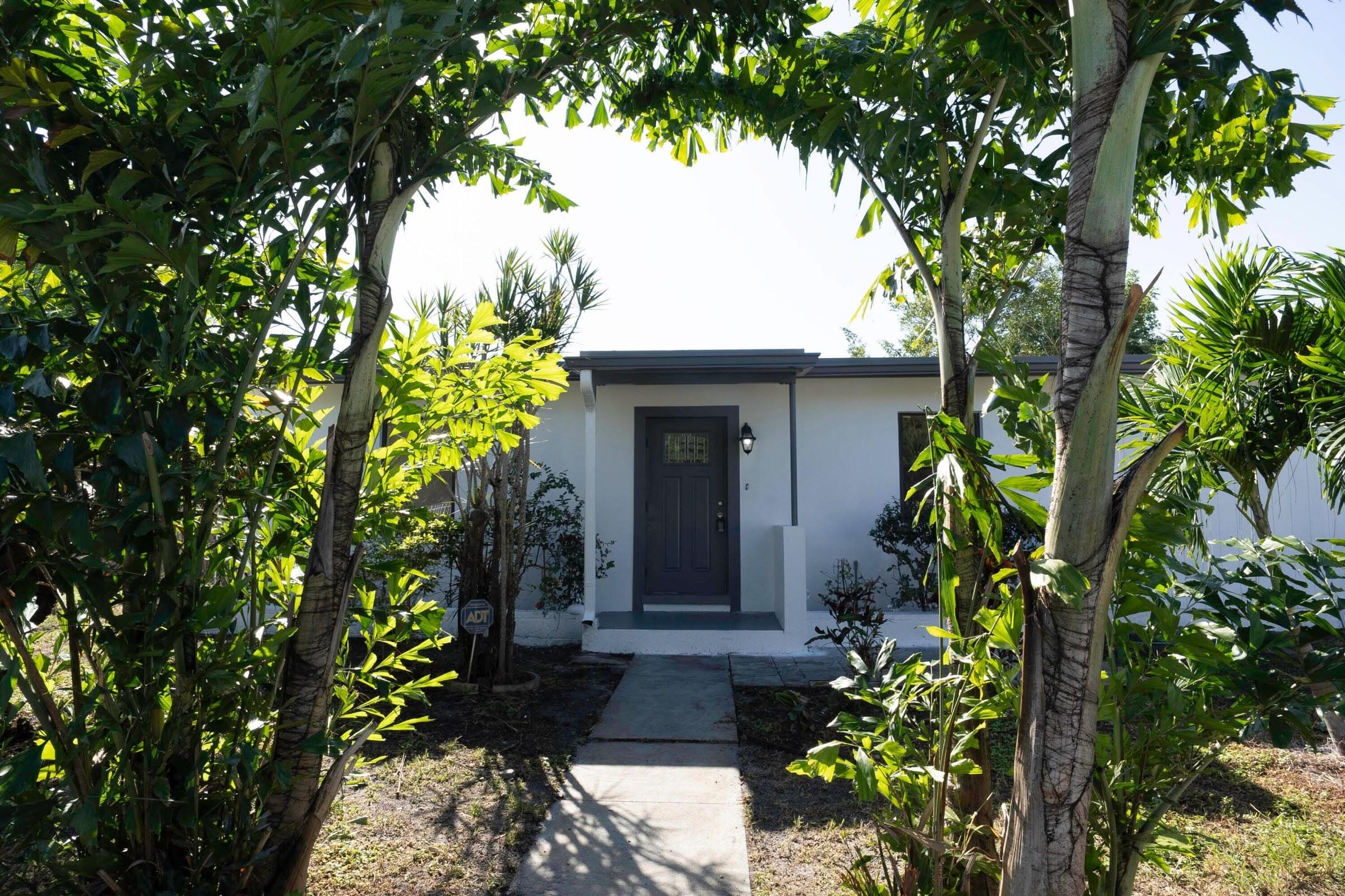 924 NW 11th Court