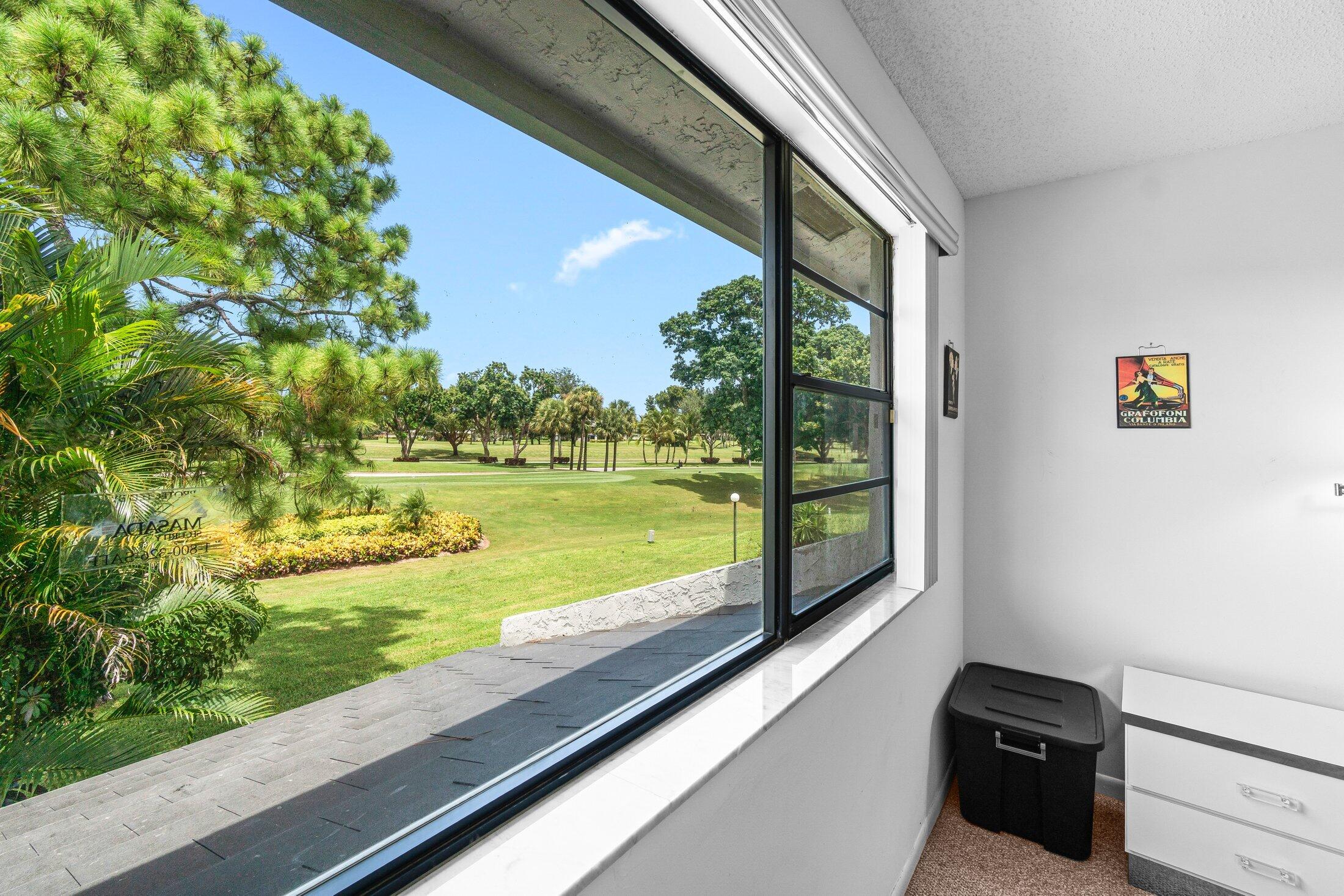 27 Southport Lane C Property Photo 21