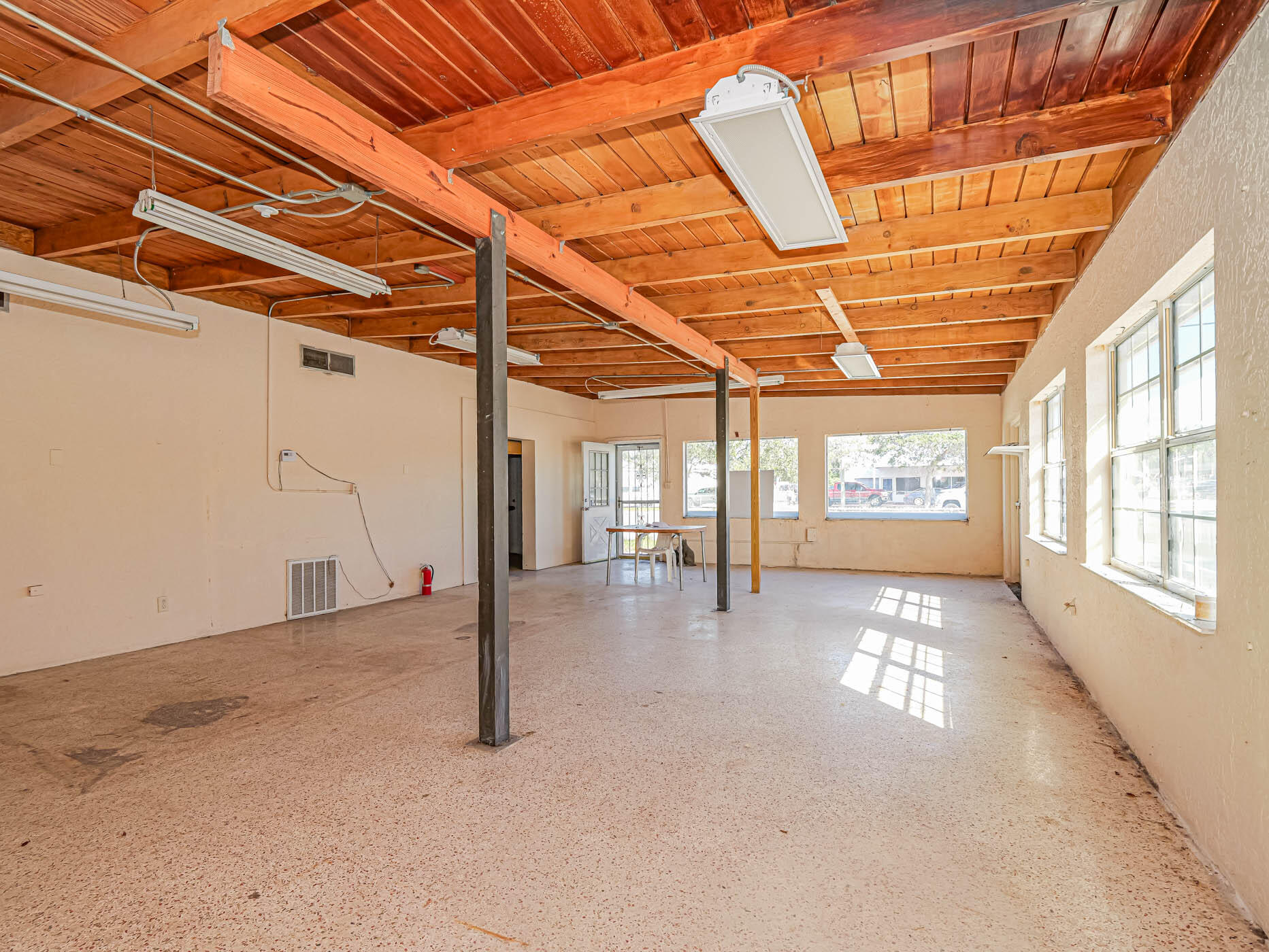 2814 S Harbor City Boulevard Property Photo 8
