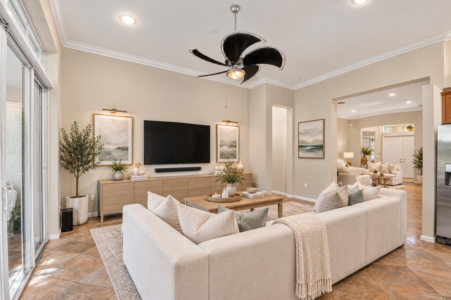 9842 Via Elegante Property Photo 19
