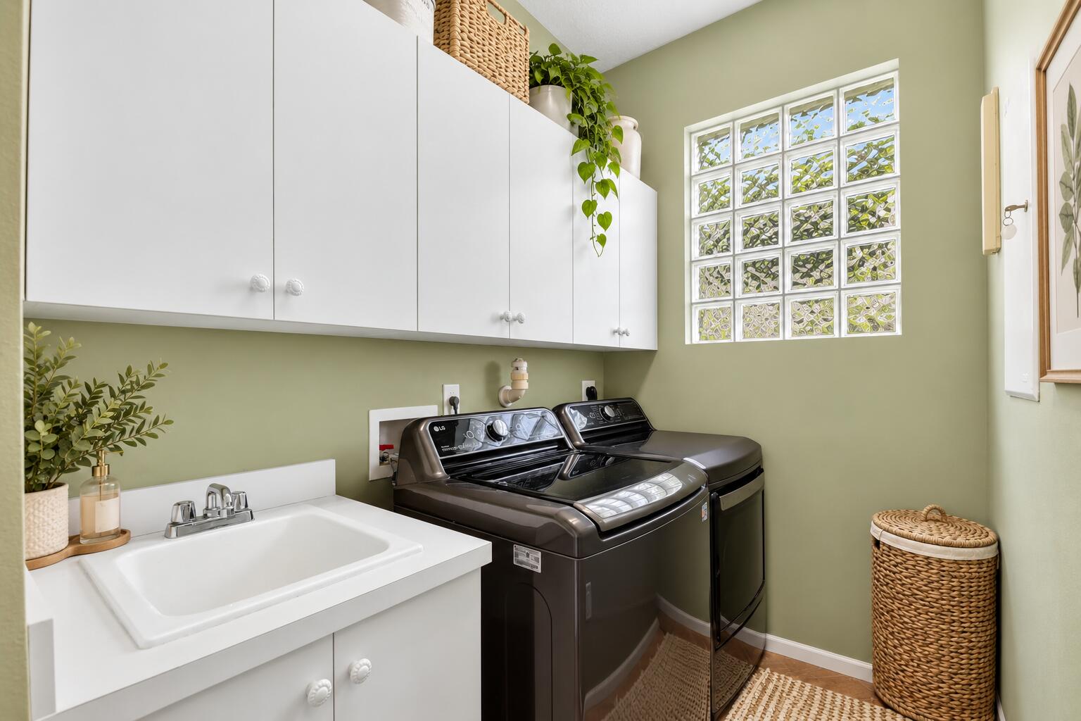 9842 Via Elegante Property Photo 43