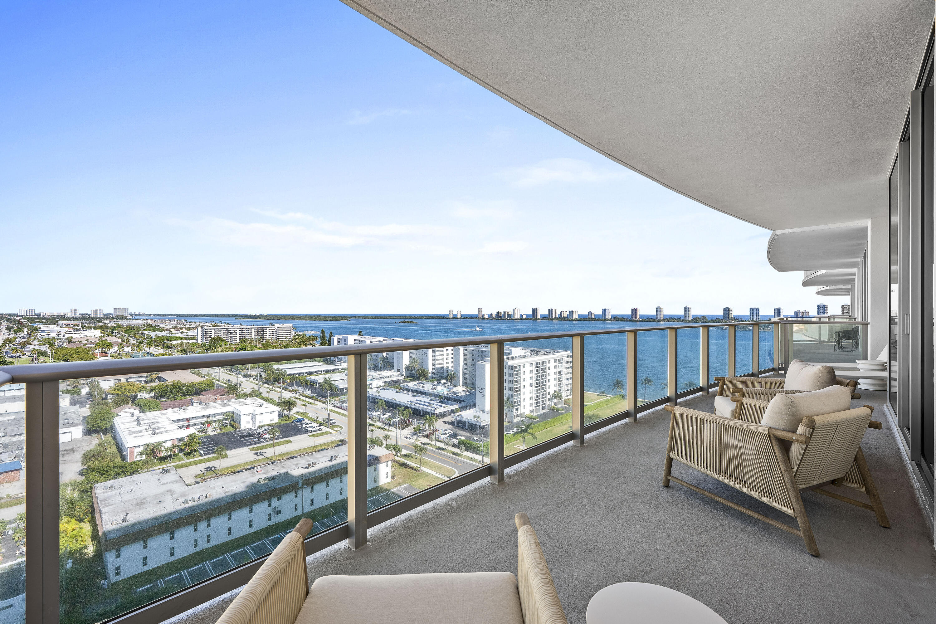 220 Lake Shore Drive 1413 Property Photo 1