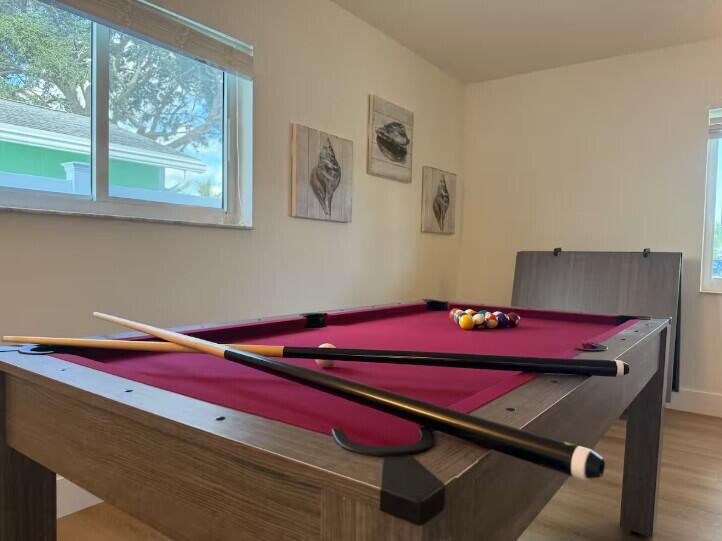 516 E Whitney Drive Property Photo 10