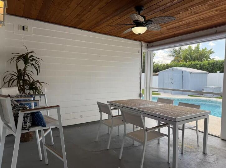 516 E Whitney Drive Property Photo 34
