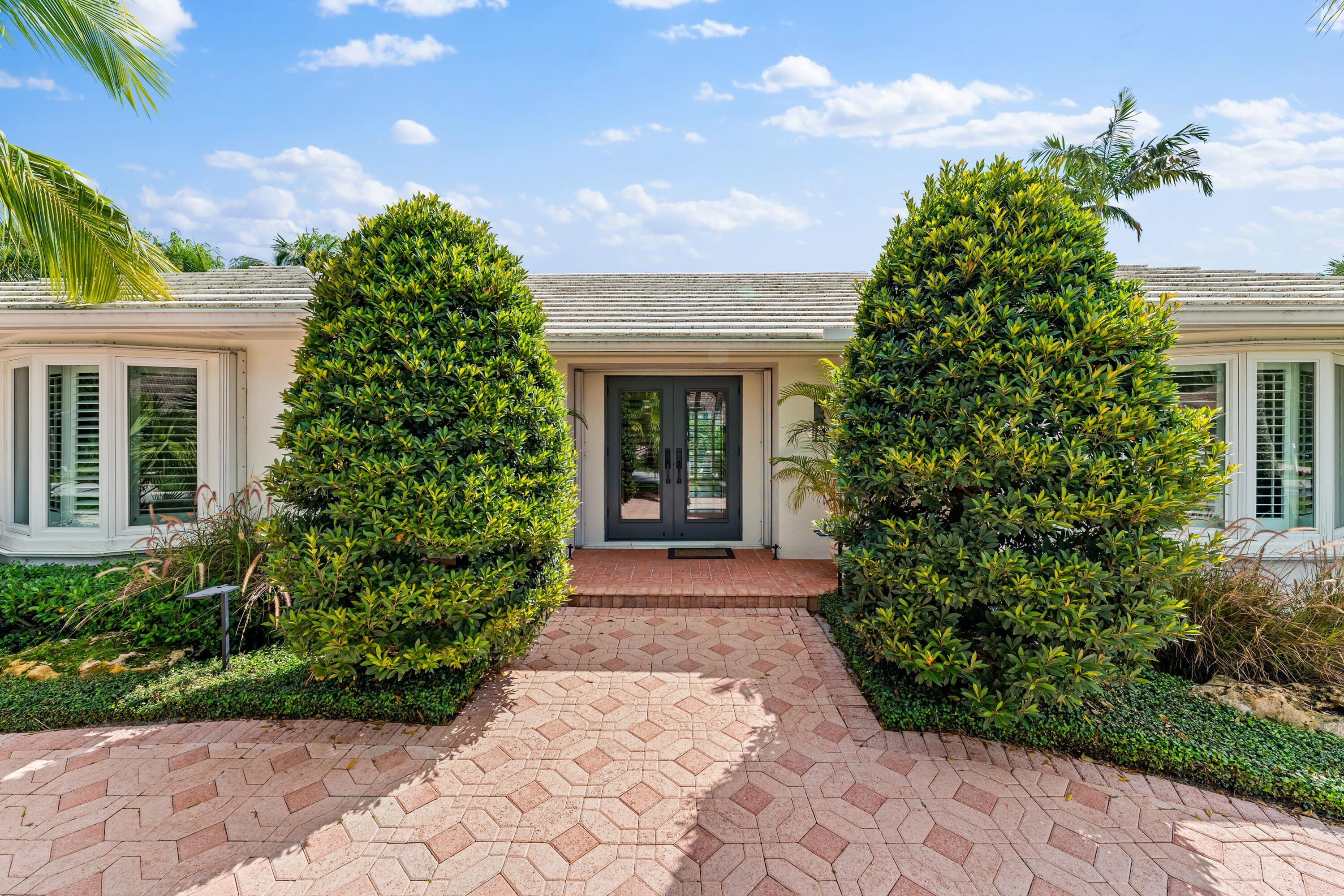 18150 Perigon Way Property Photo 4