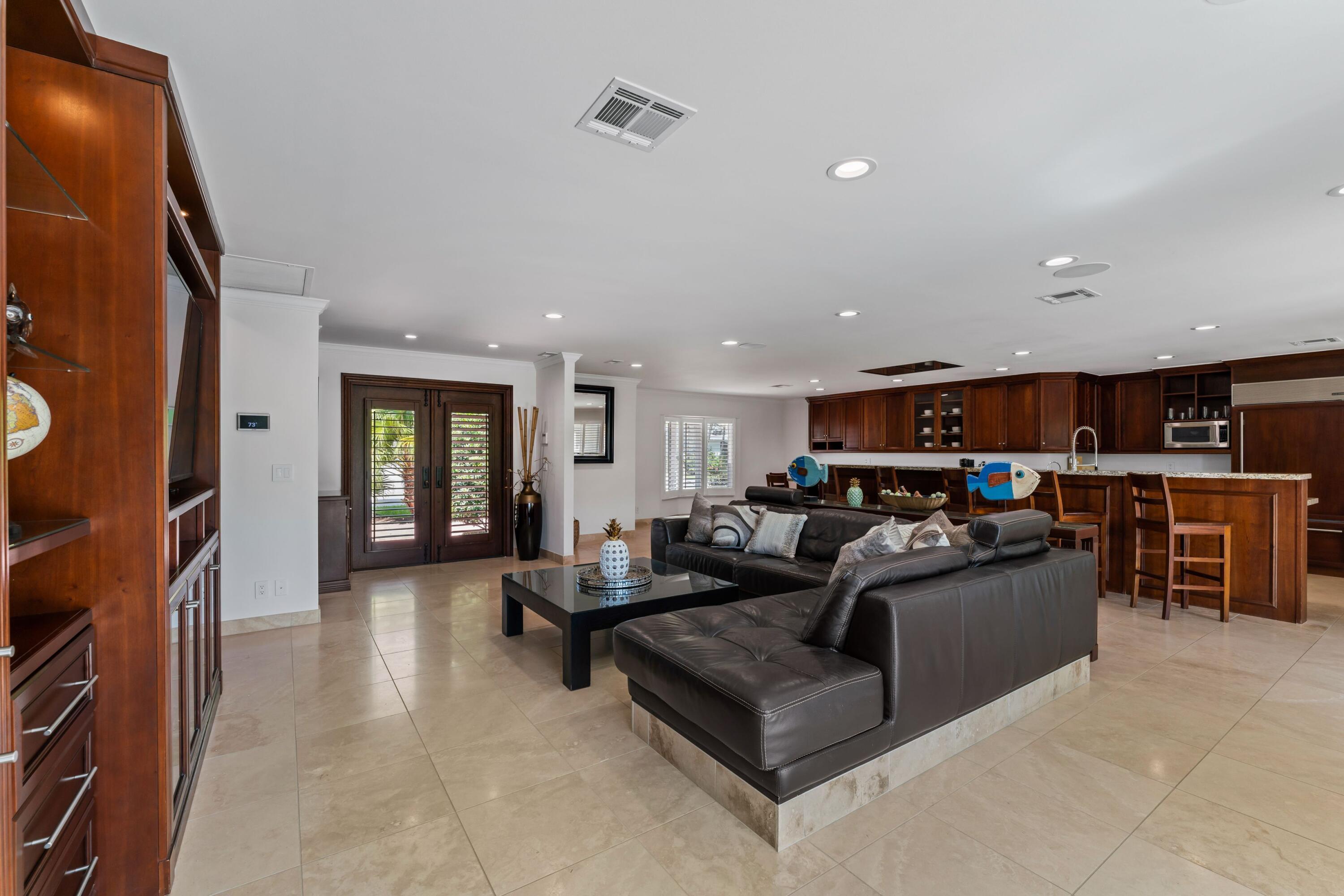 18150 Perigon Way Property Photo 11