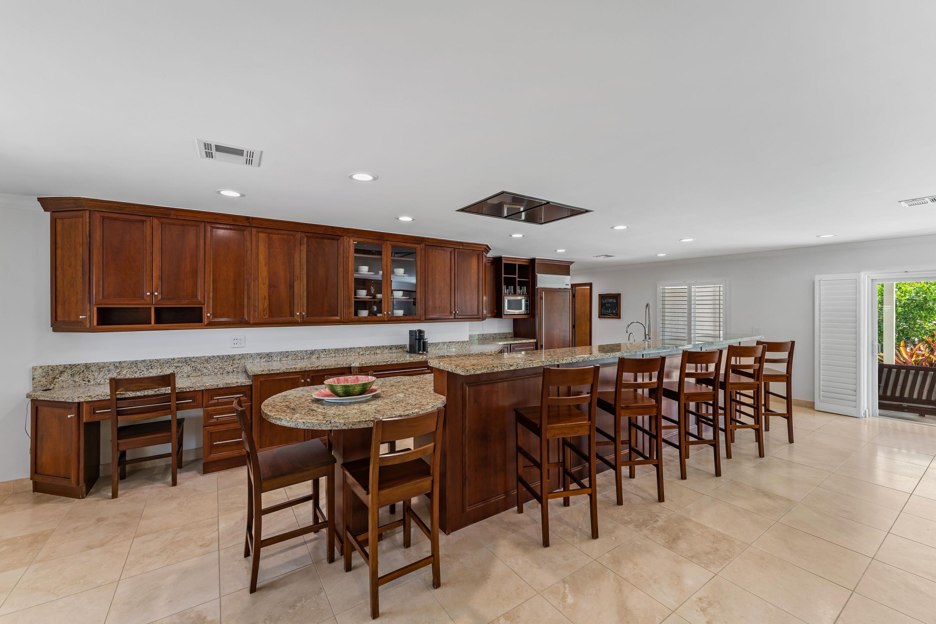 18150 Perigon Way Property Photo 12