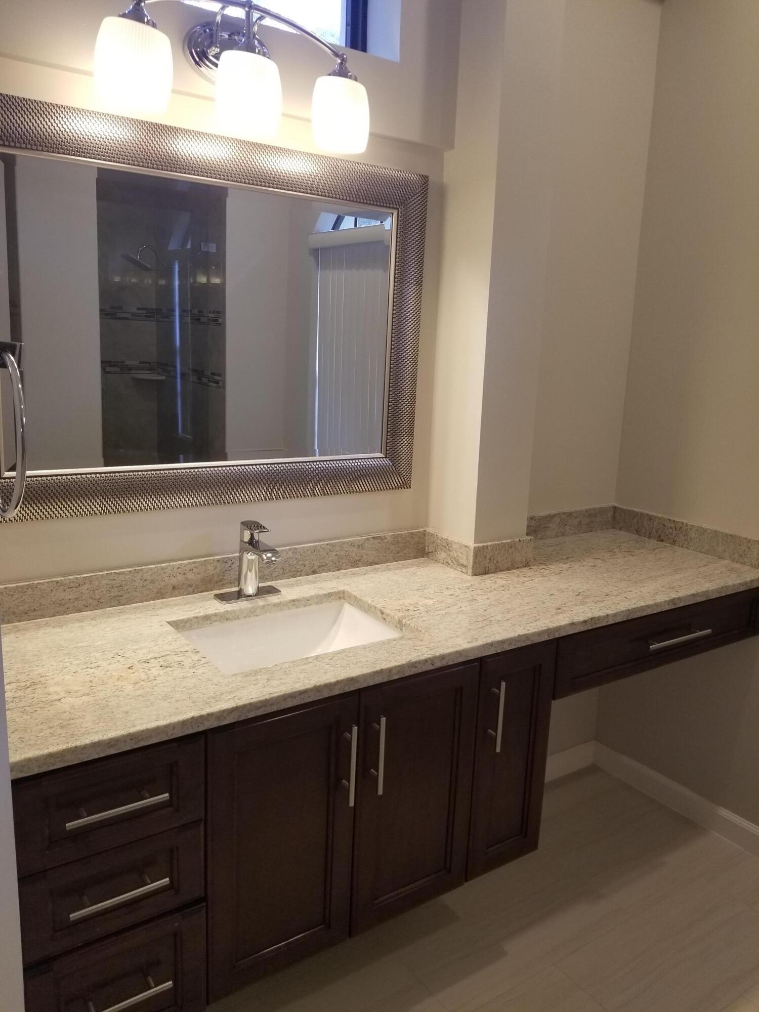 8709 Man O War Road Property Photo 17