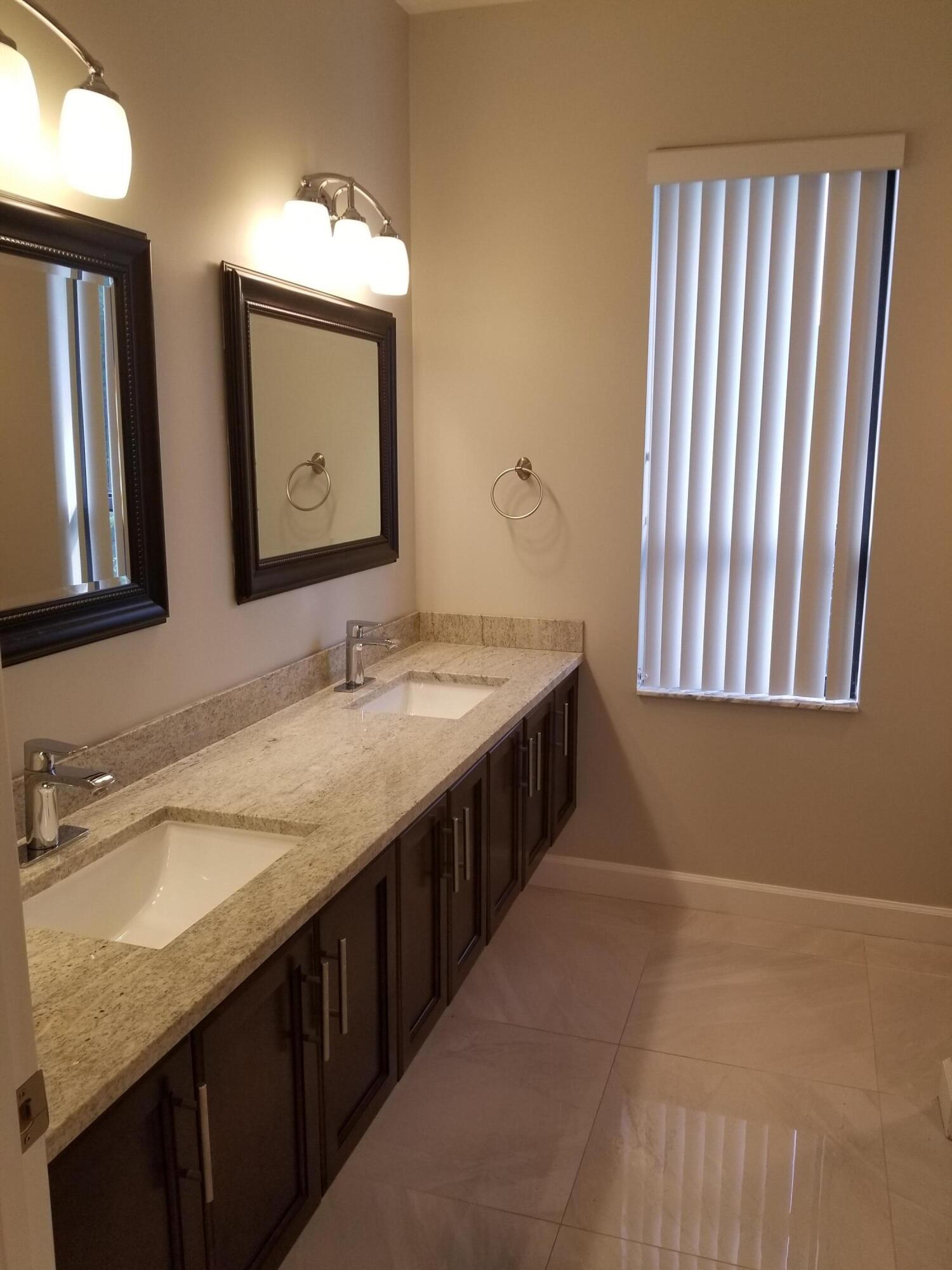 8709 Man O War Road Property Photo 25