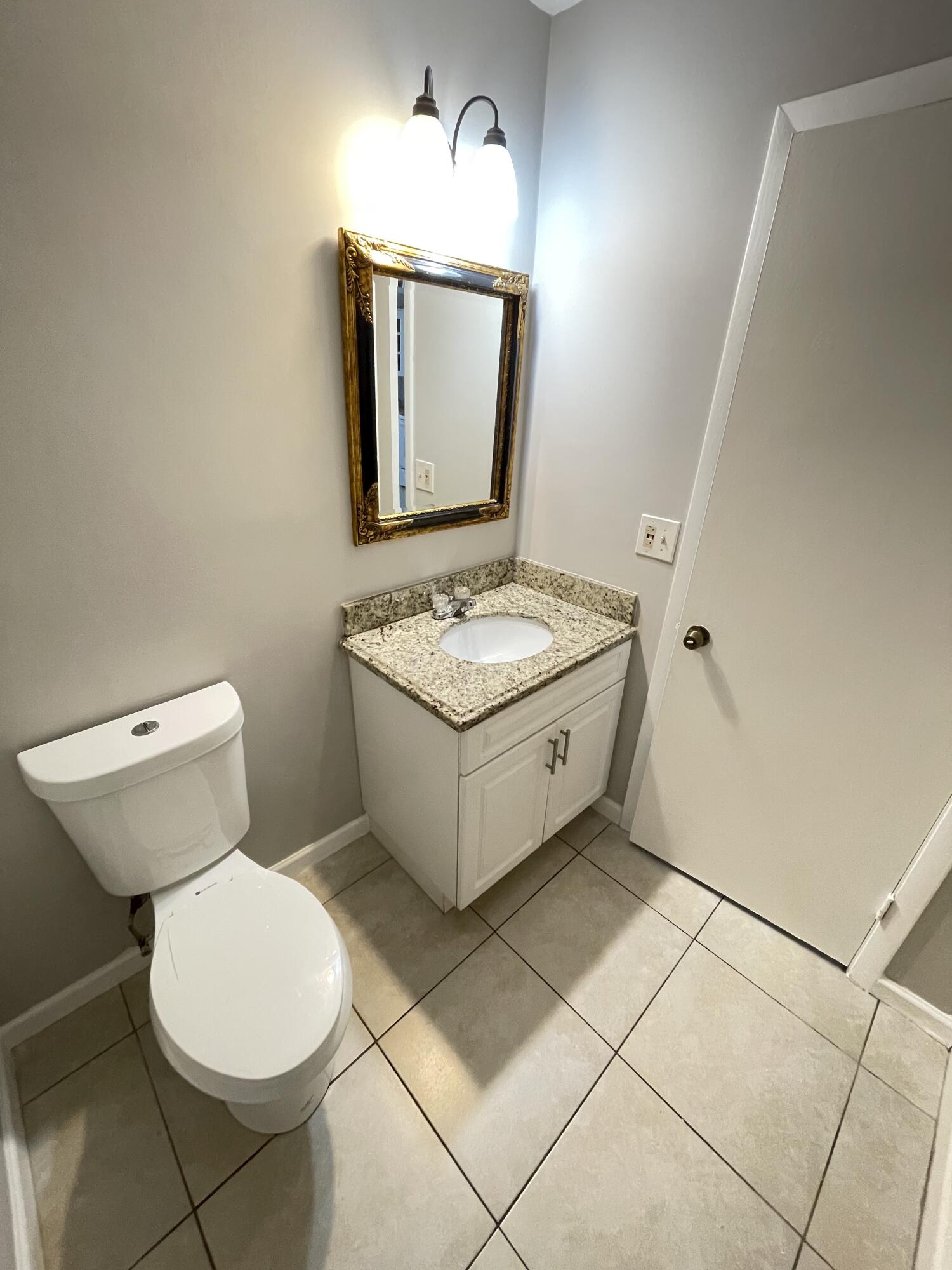 5806 Channel Drive Property Photo 12