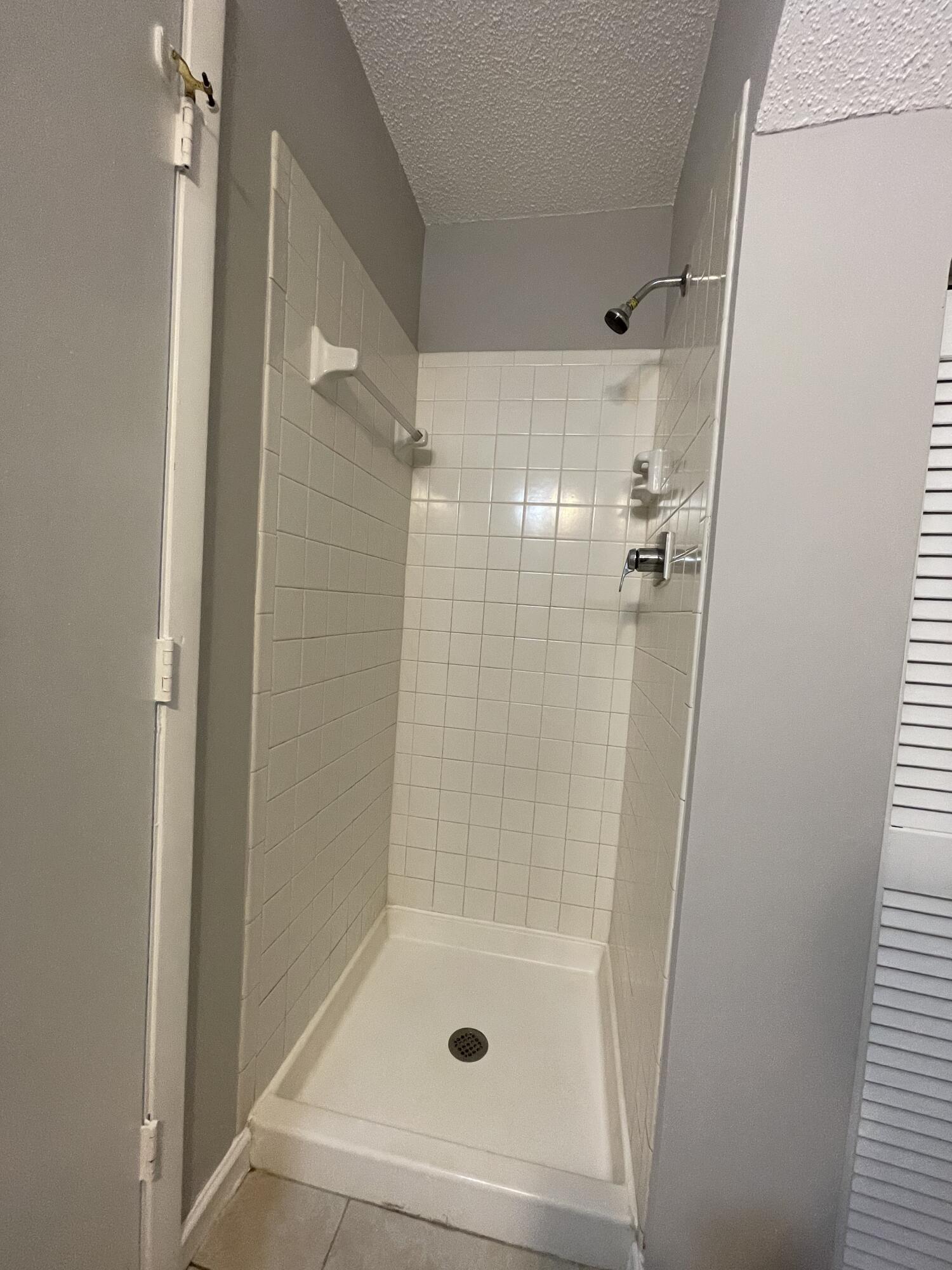 5806 Channel Drive Property Photo 13