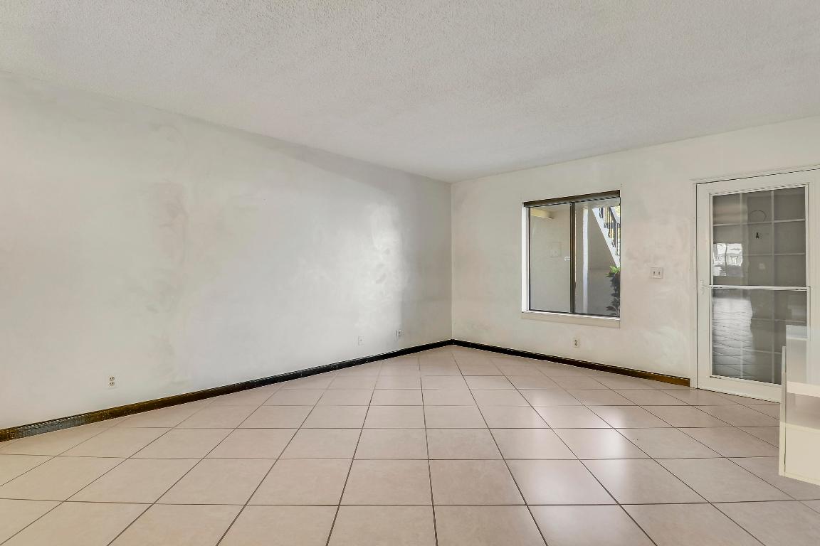 6370 Chasewood Drive A-3 Property Photo 16
