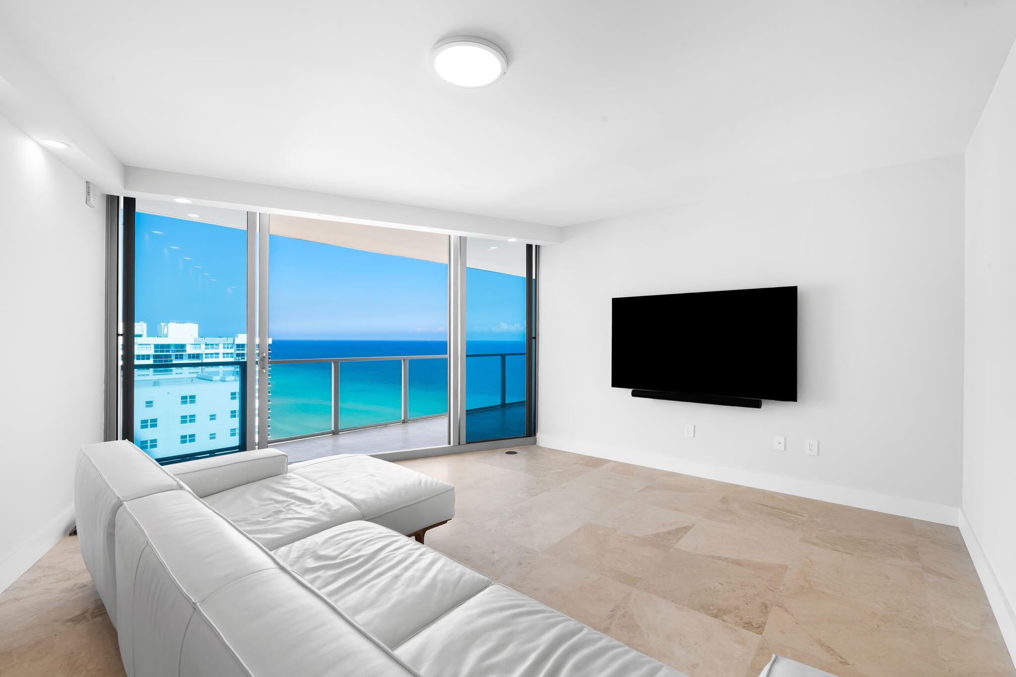 3101 S Ocean Drive 1807 Property Photo 10