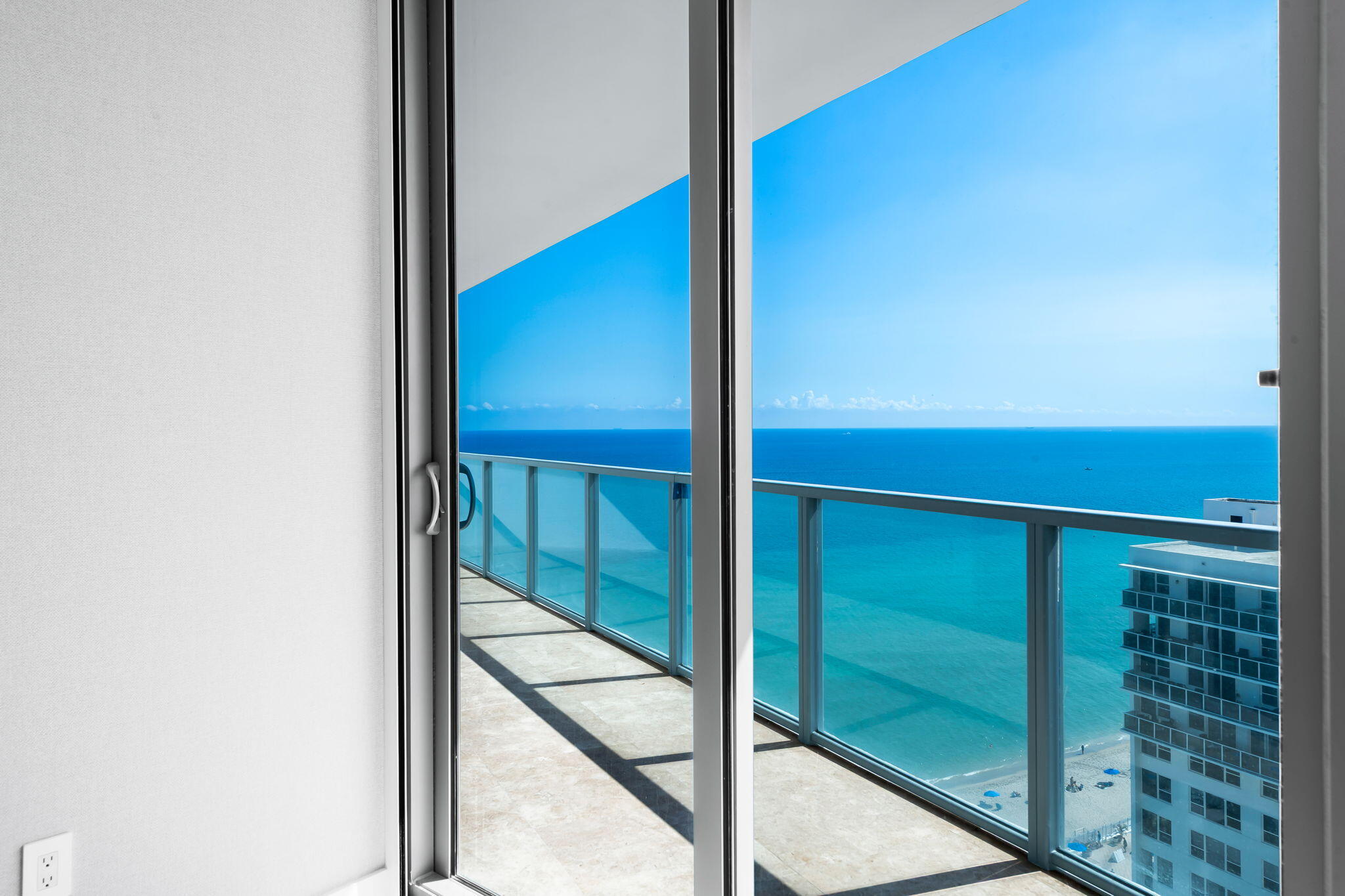 3101 S Ocean Drive 1807 Property Photo 23
