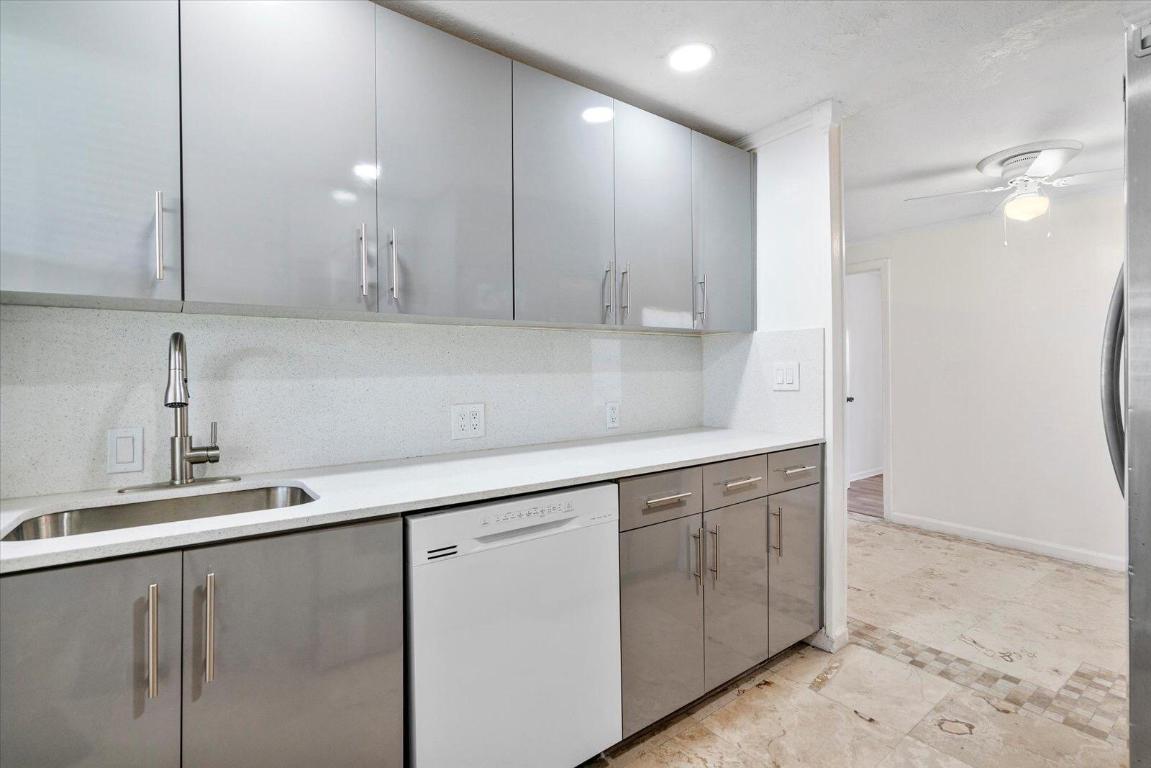236 Sw 14th Street Property Photo 7