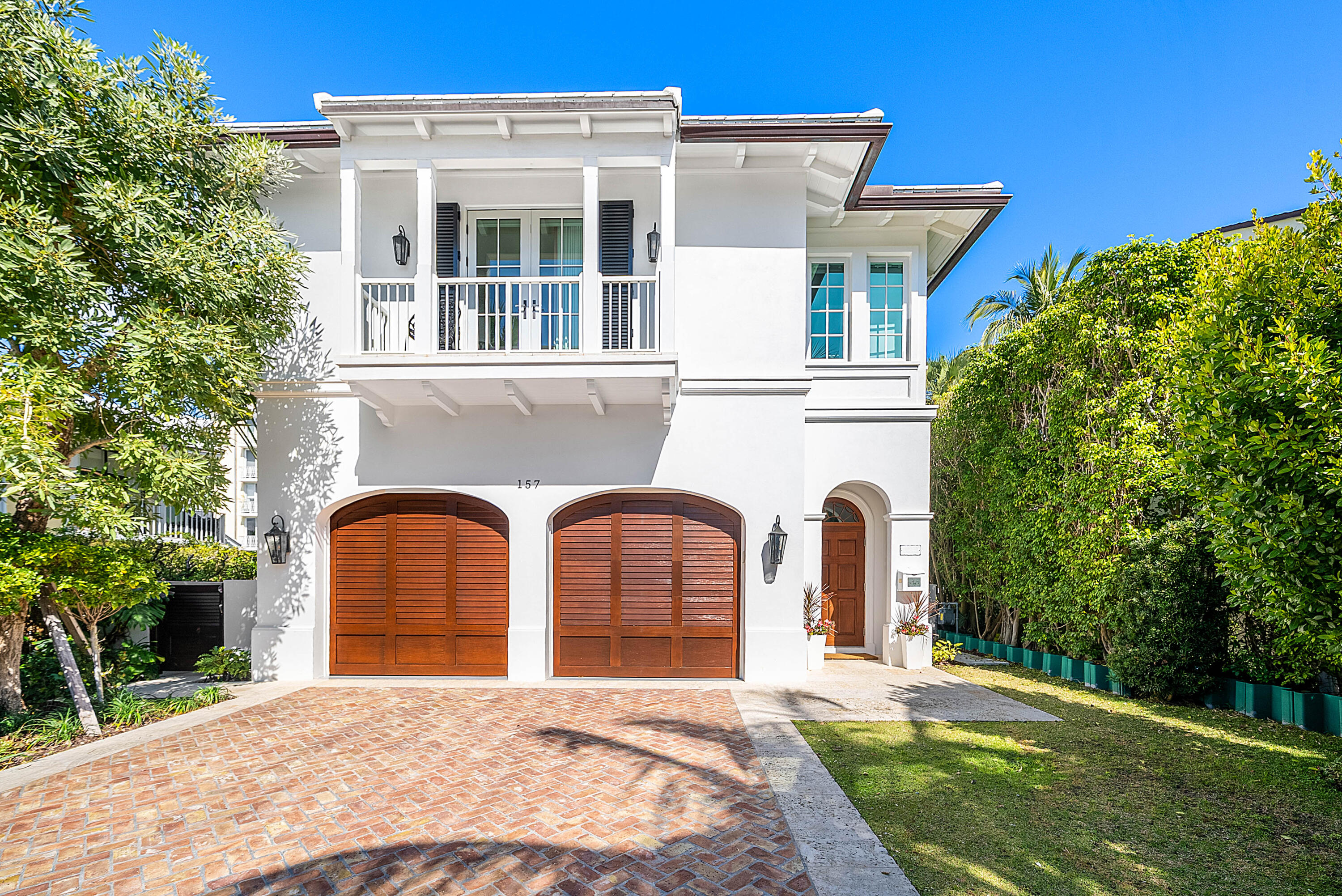 157 Peruvian Avenue Property Photo 1