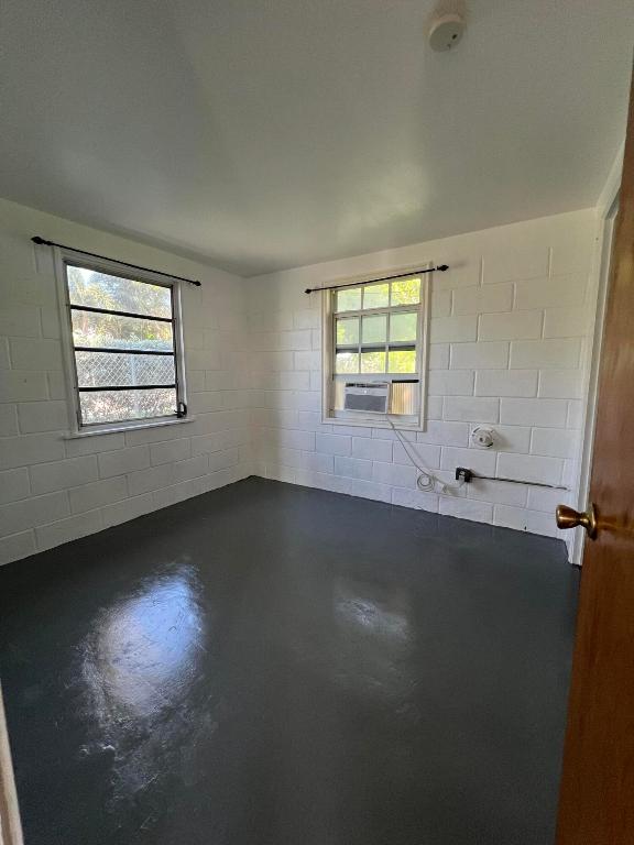 1078 Peak Road Property Photo 8