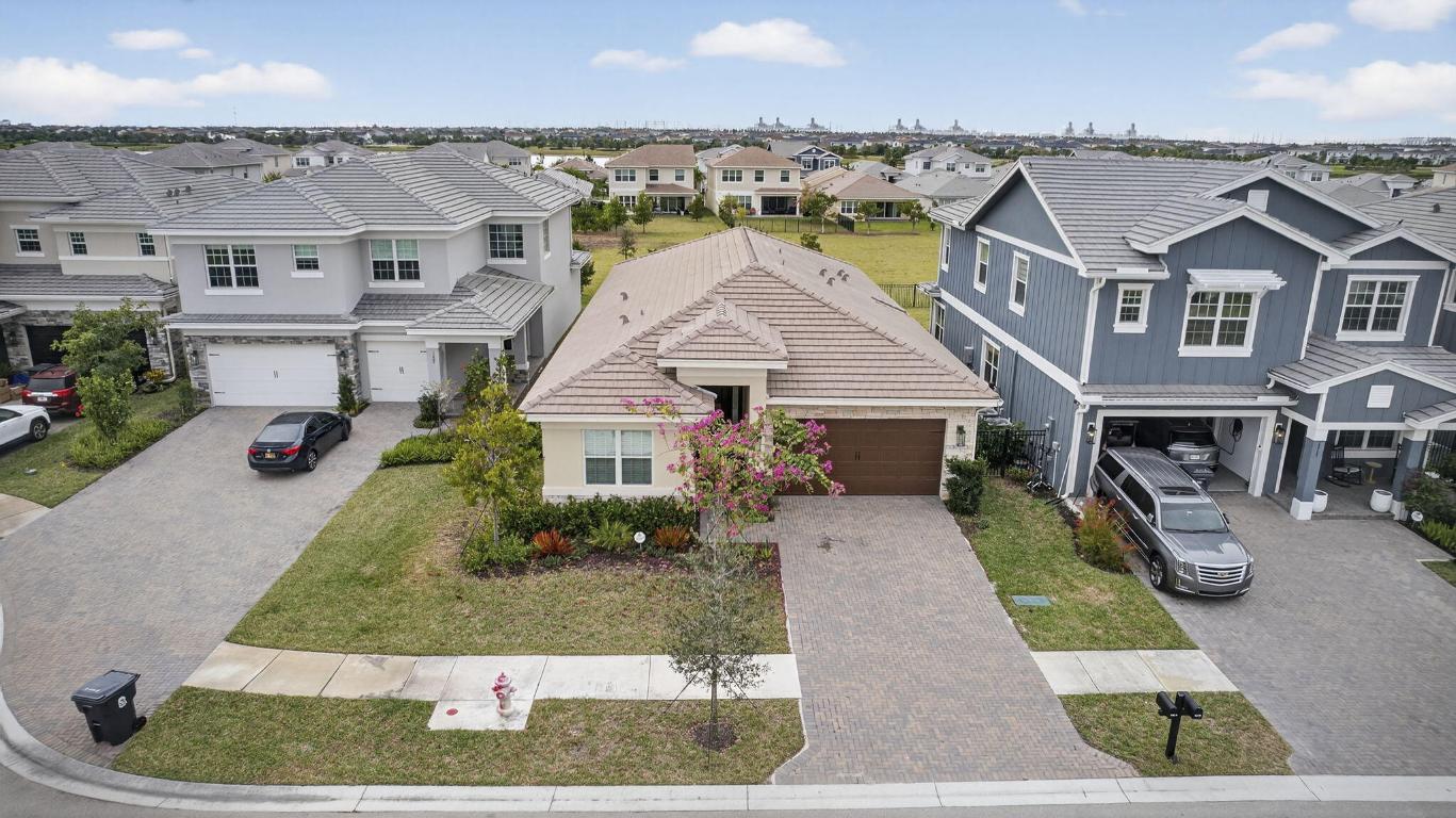 1411 Thistle Place Property Photo 48