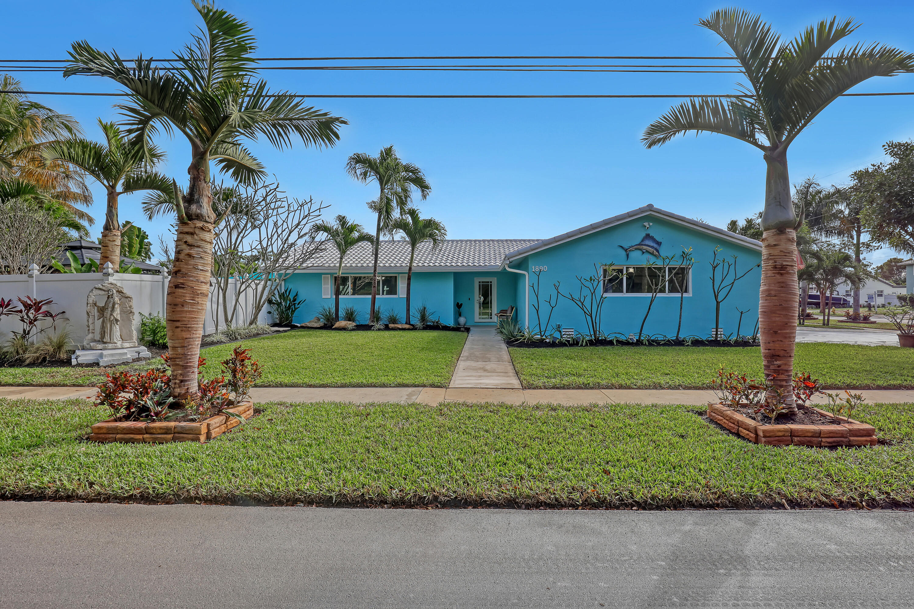 1890 Sw 59th Avenue Sw Property Photo 1