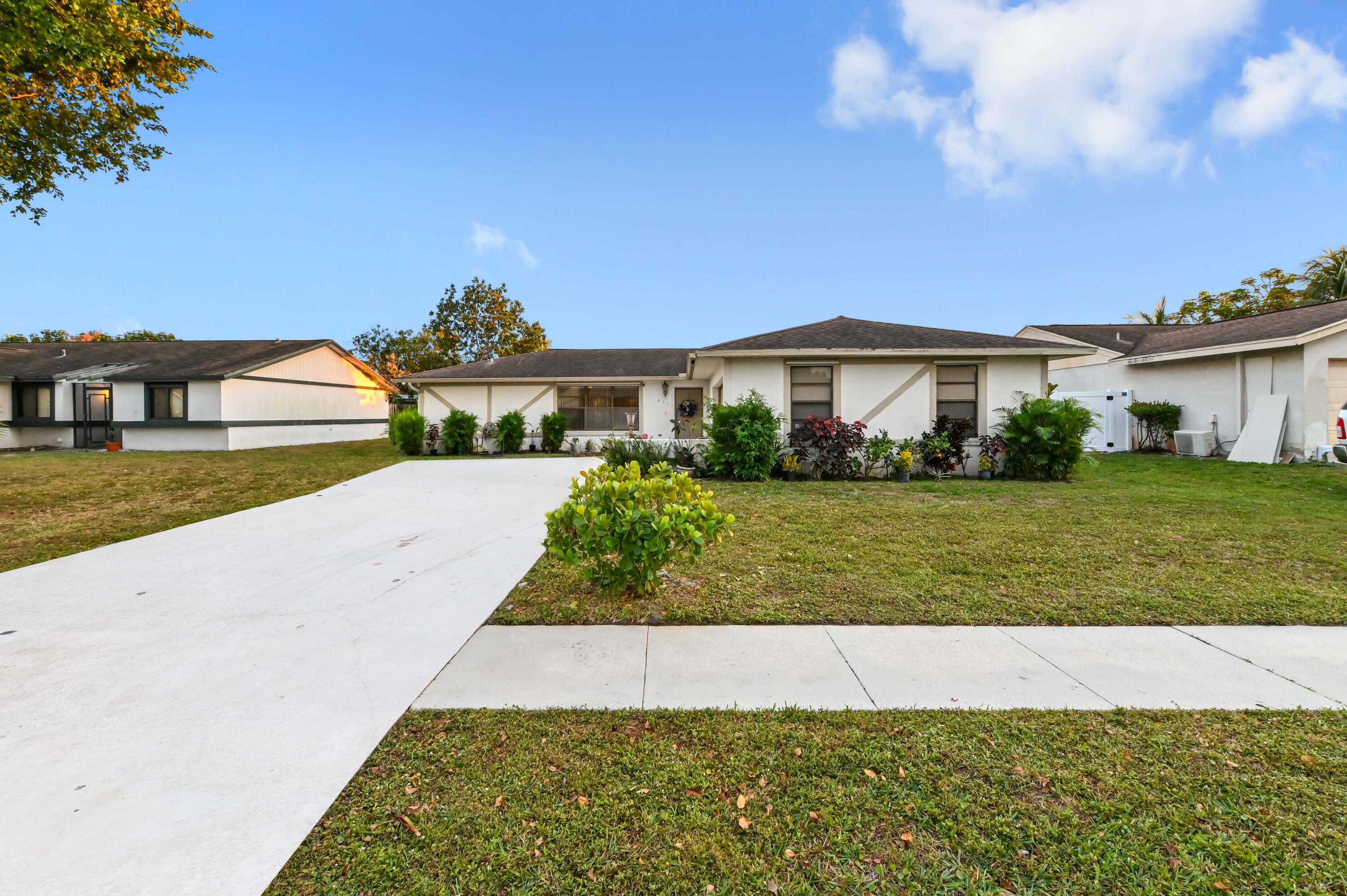 2531 Doral Way