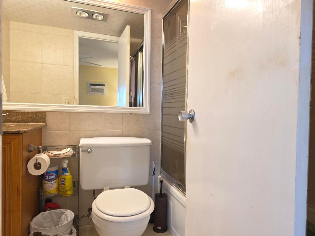 204 Kent L L Property Photo 23