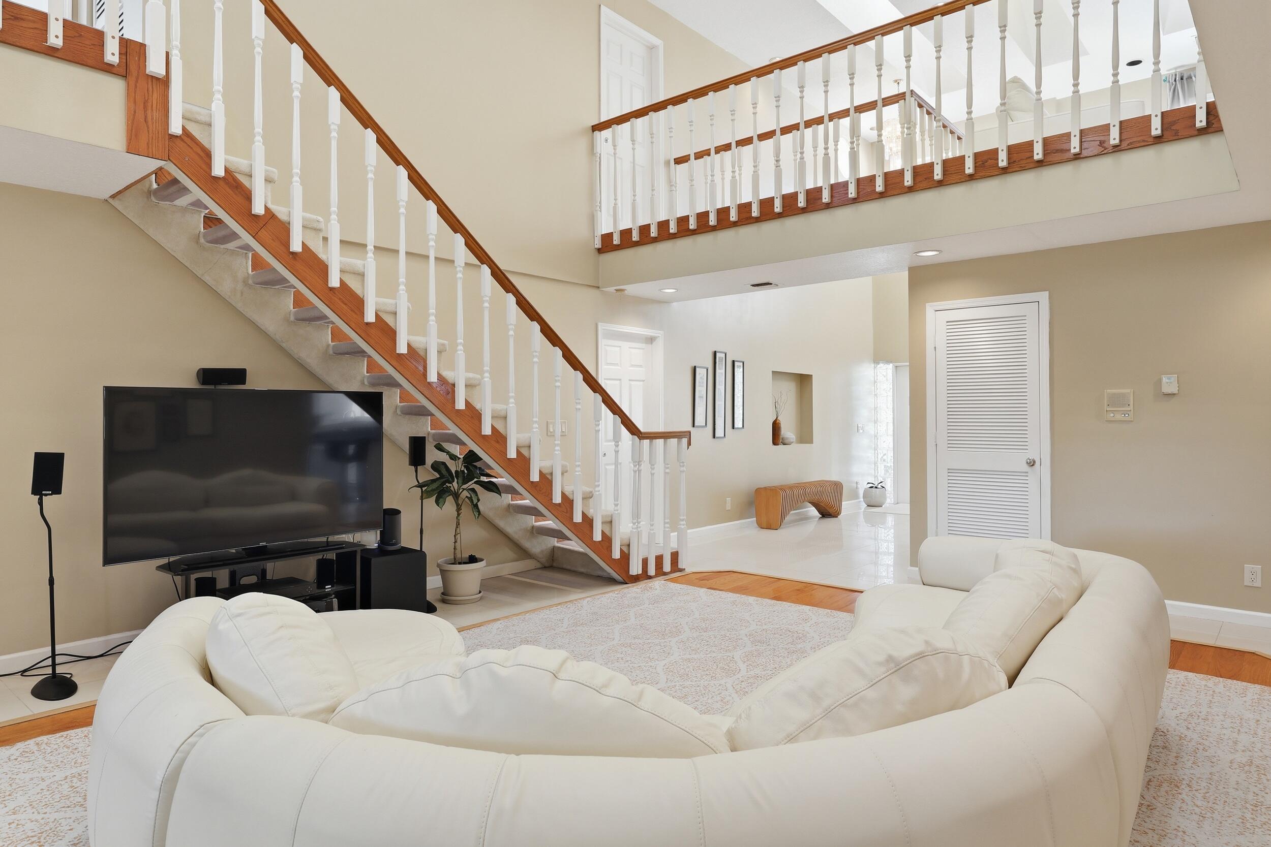 14410 64th Way N Property Photo 9