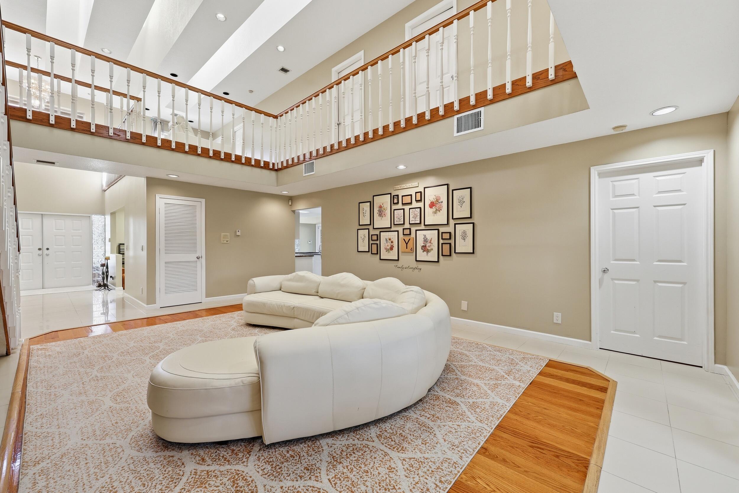 14410 64th Way N Property Photo 10