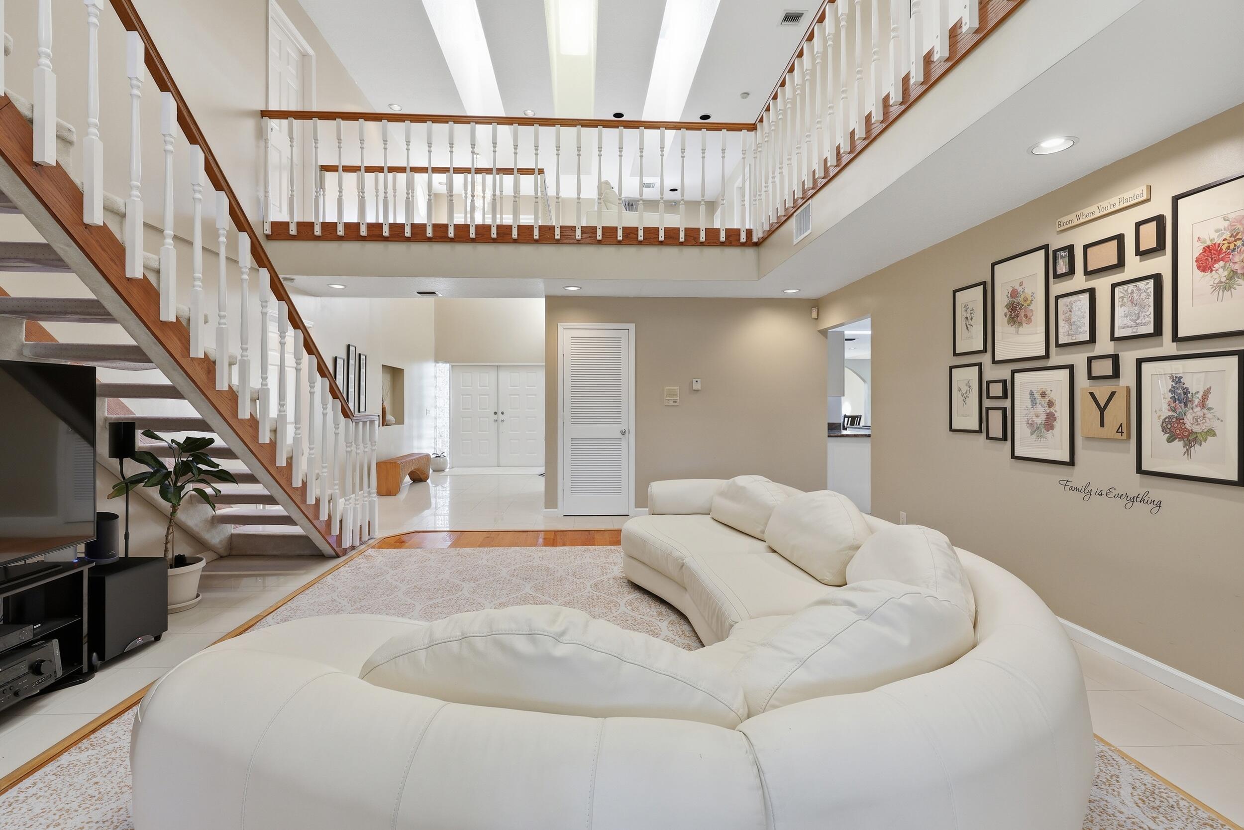14410 64th Way N Property Photo 11