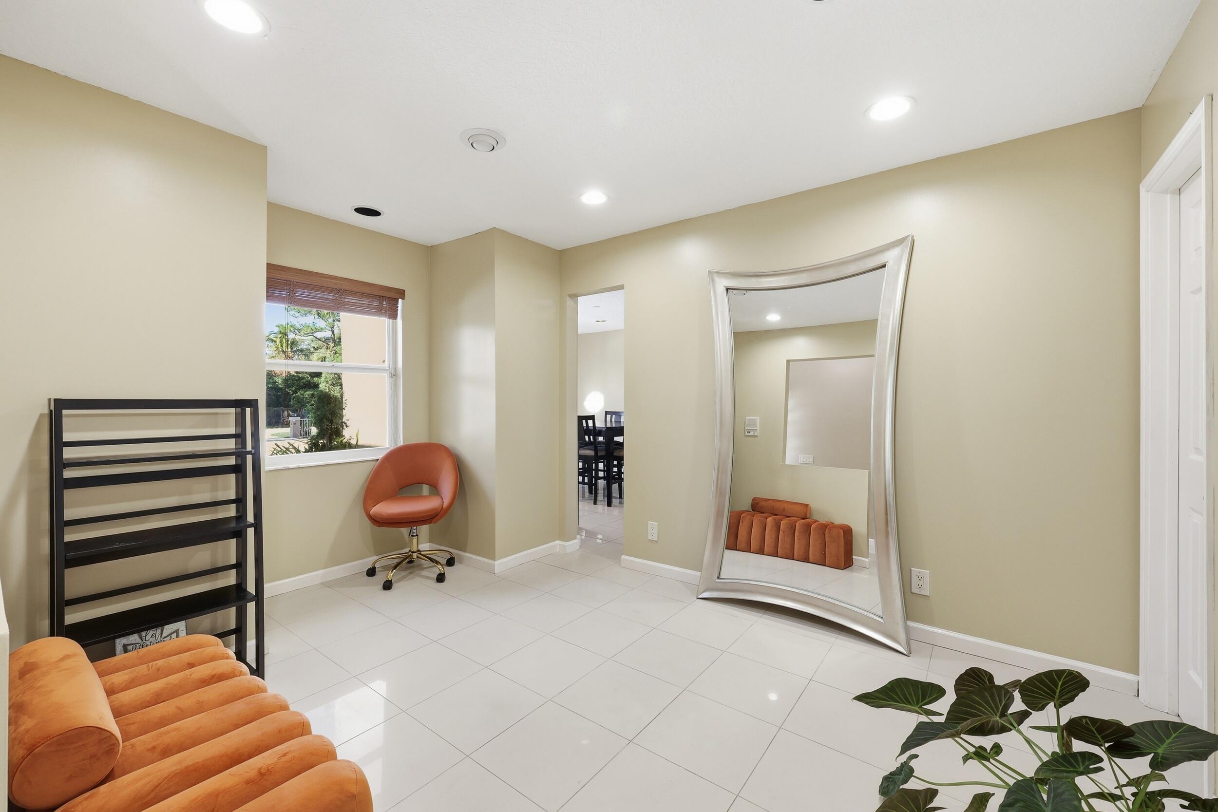 14410 64th Way N Property Photo 15