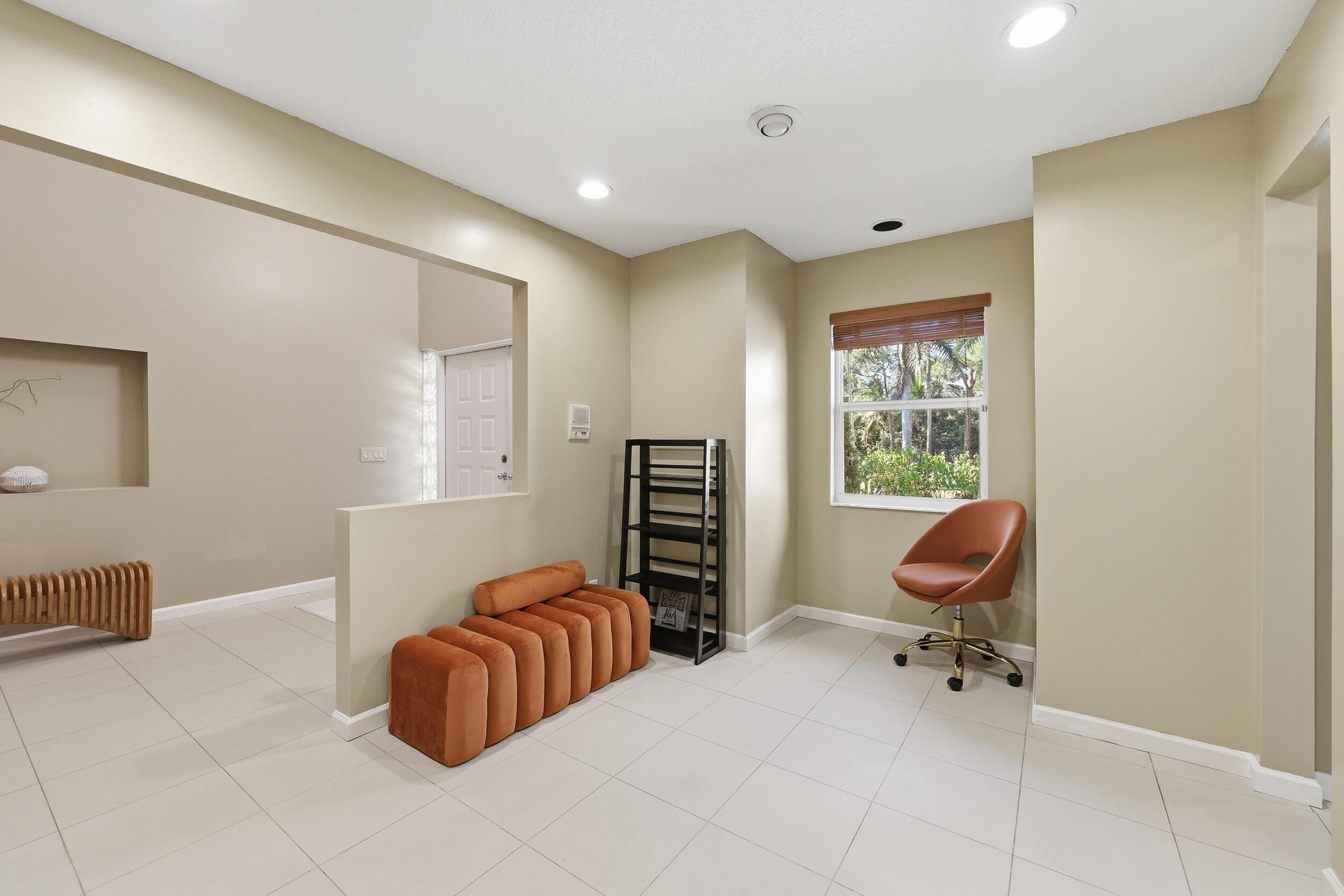 14410 64th Way N Property Photo 16