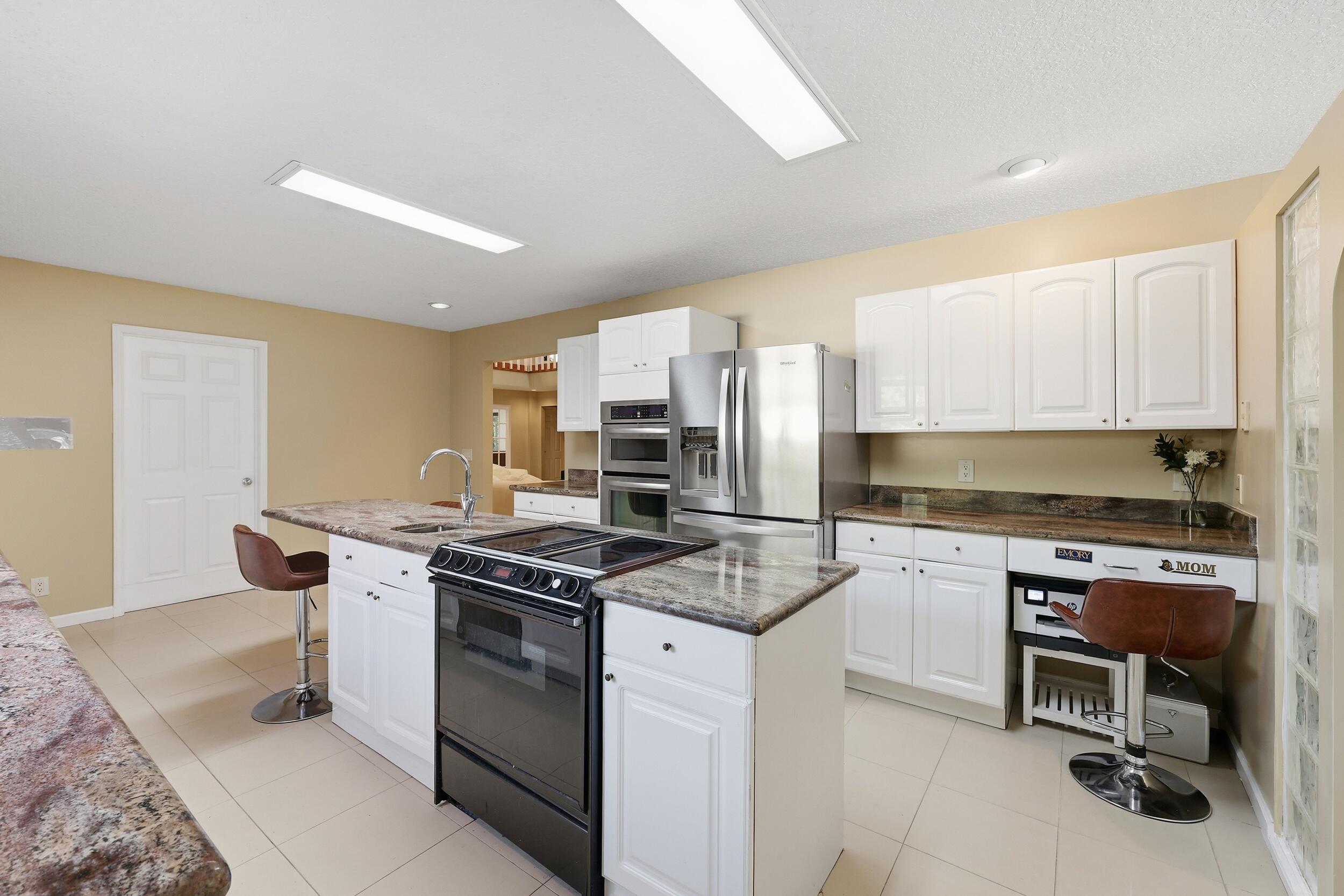 14410 64th Way N Property Photo 19