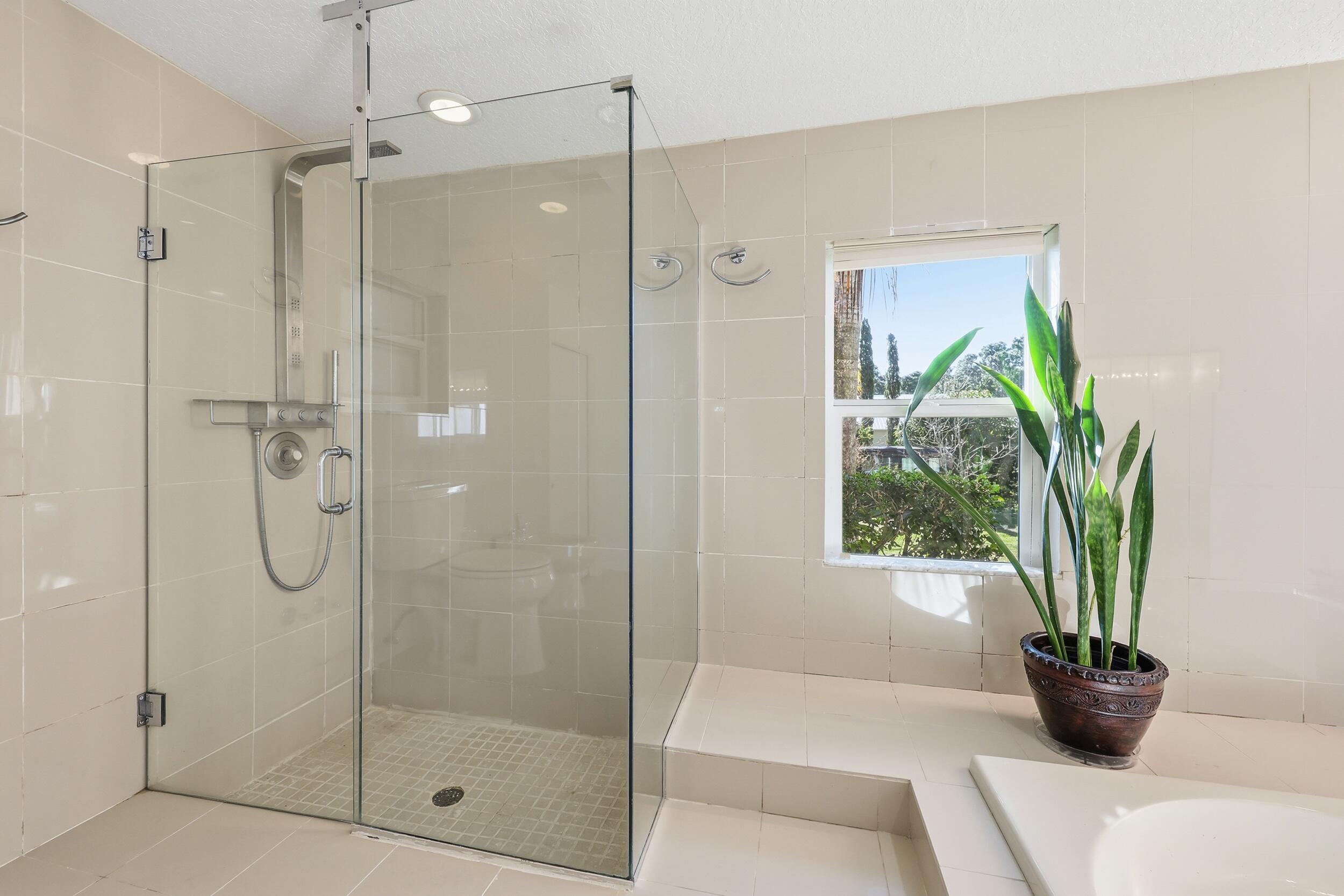 14410 64th Way N Property Photo 30