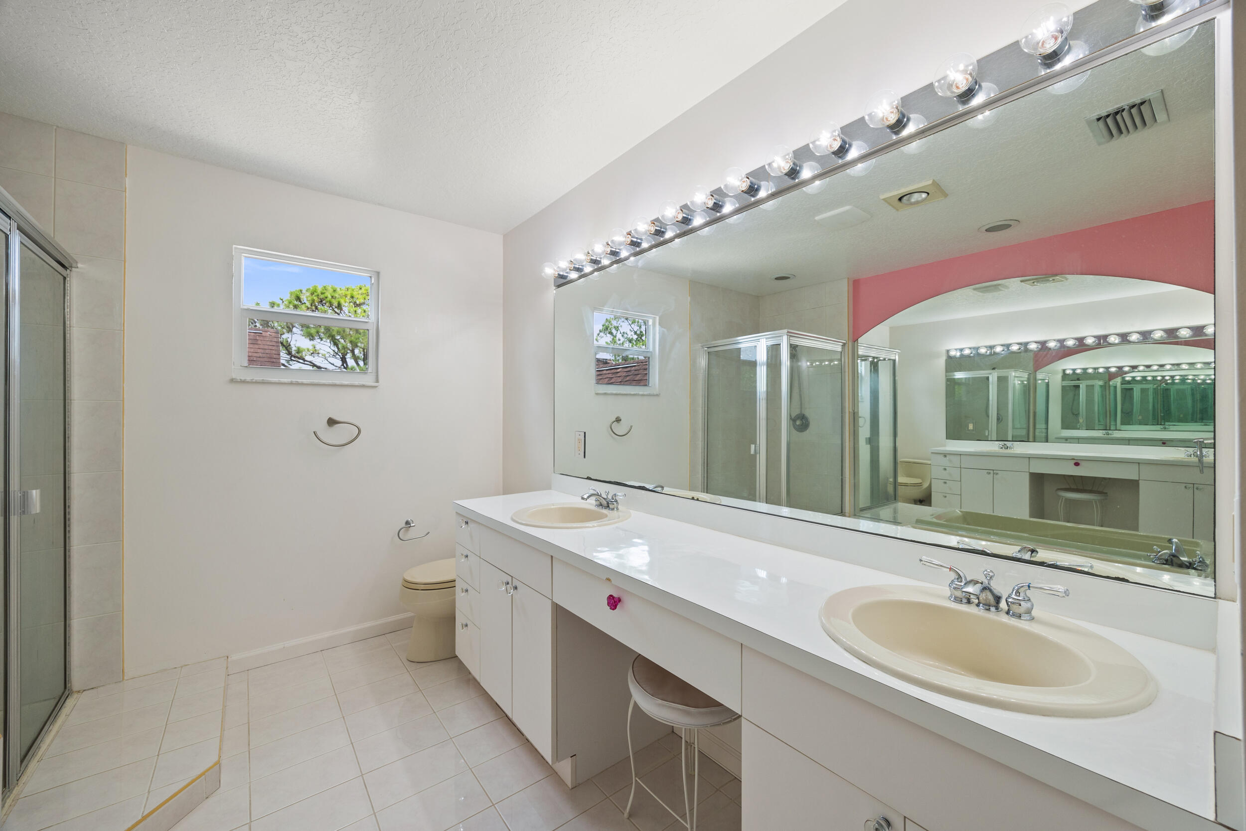 14410 64th Way N Property Photo 46
