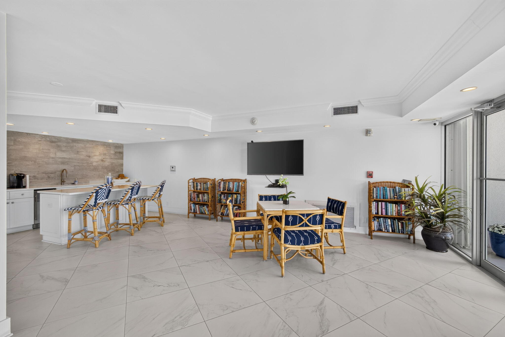 5400 N Ocean Drive 7b Property Photo 60