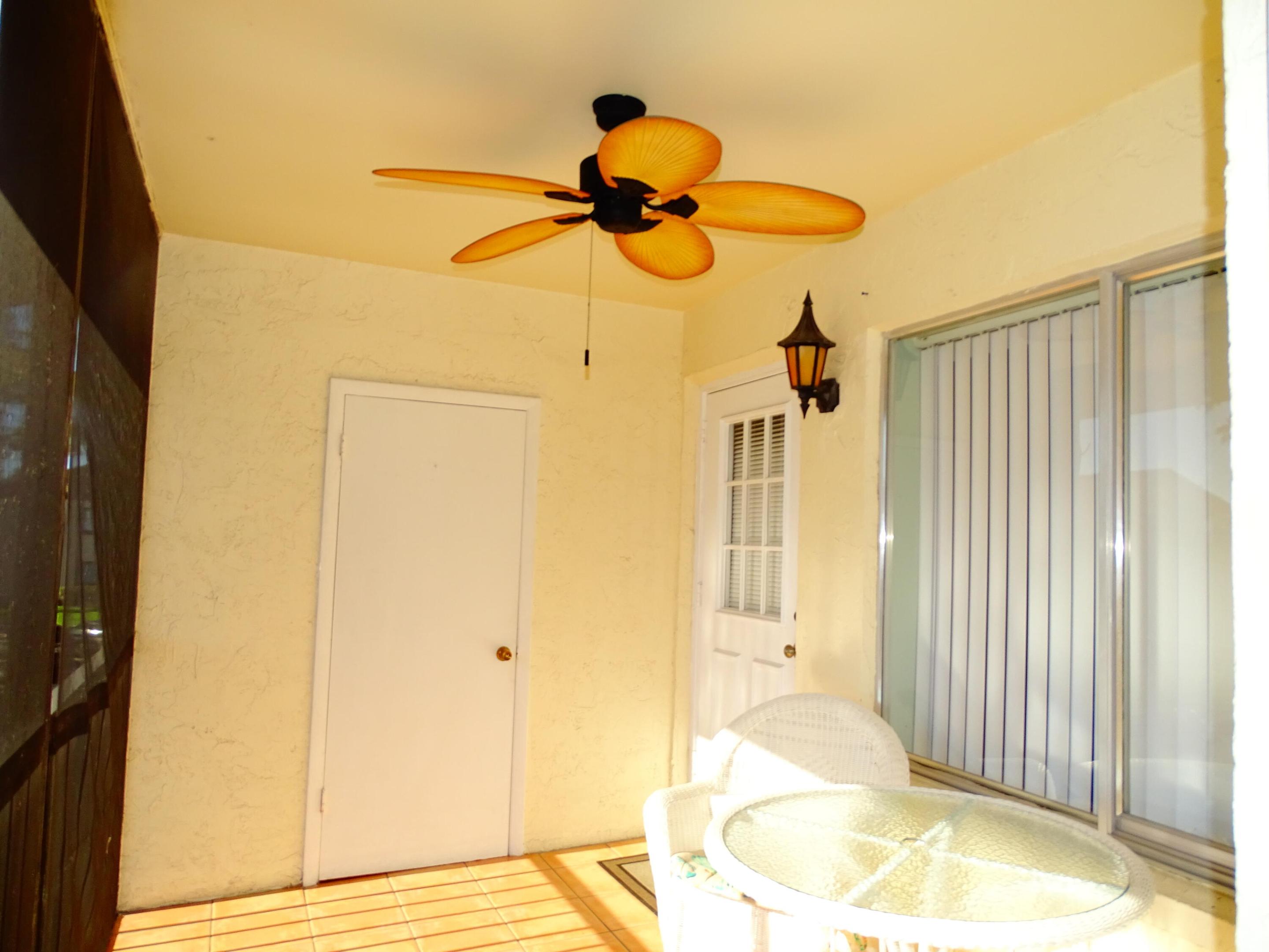 409 Pine Glen Lane A-2 Property Photo 3
