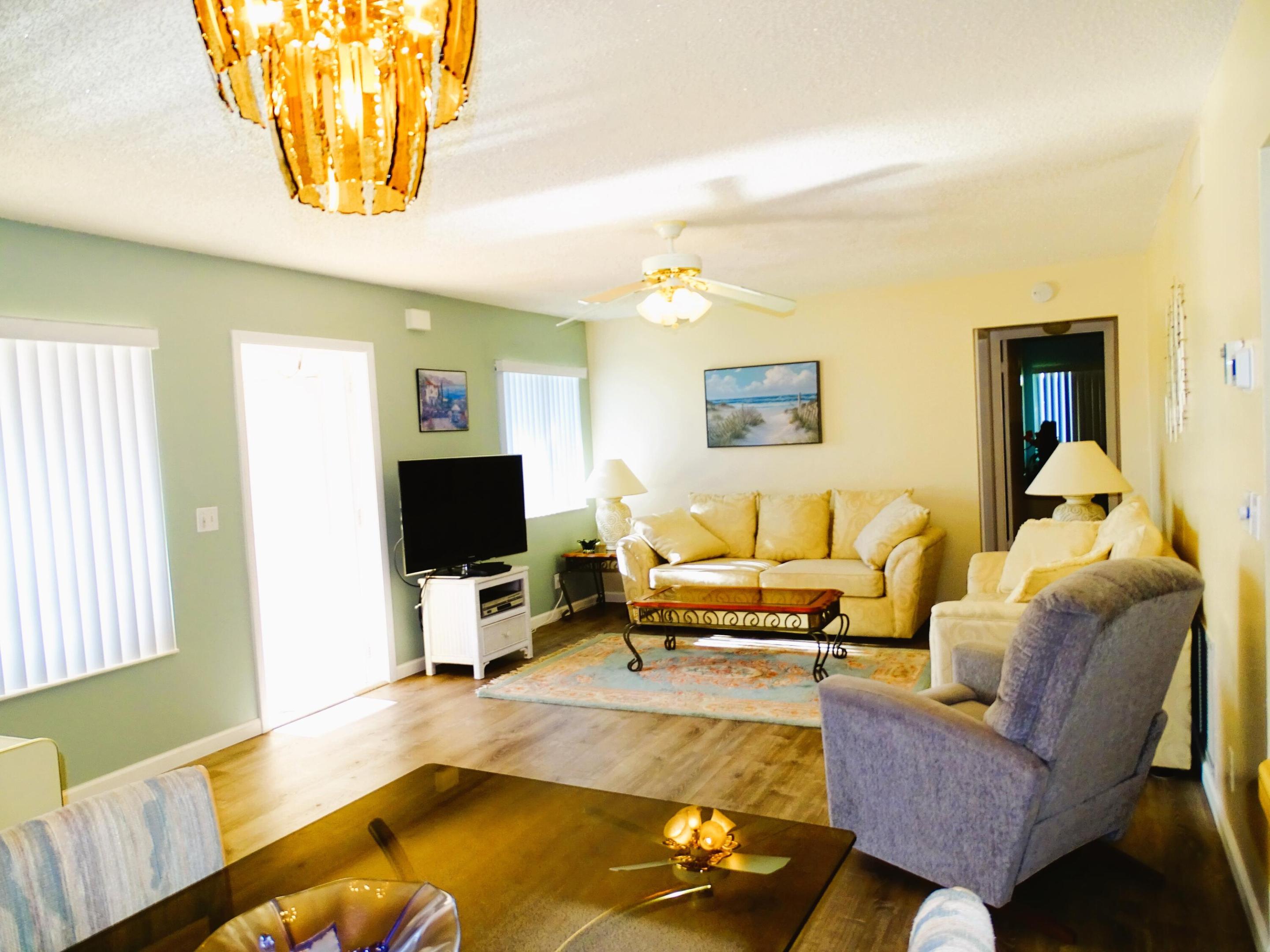 409 Pine Glen Lane A-2 Property Photo 6