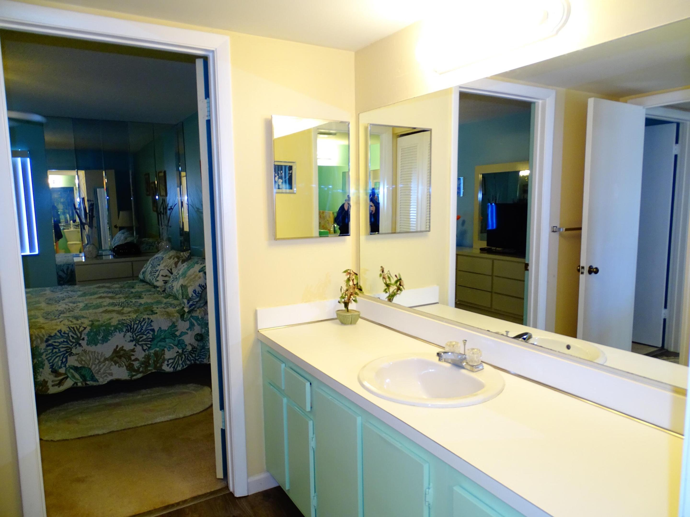 409 Pine Glen Lane A-2 Property Photo 16