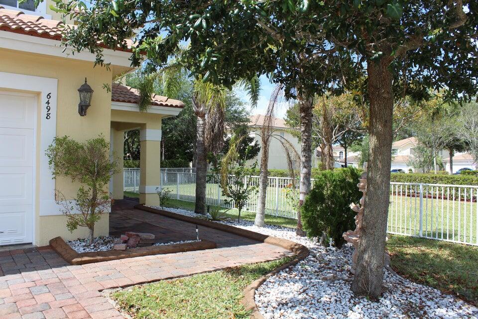 6498 Adriatic Way Property Photo 2