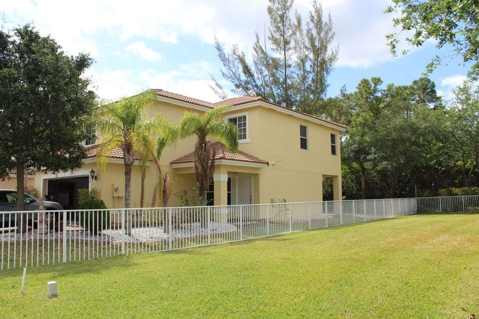 6498 Adriatic Way Property Photo 3