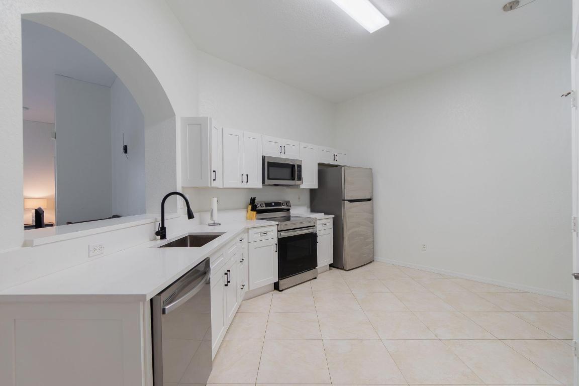 115 Coconut Key Lane Property Photo 7