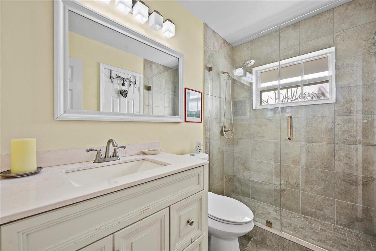 11 Dorchester Circle Property Photo 16