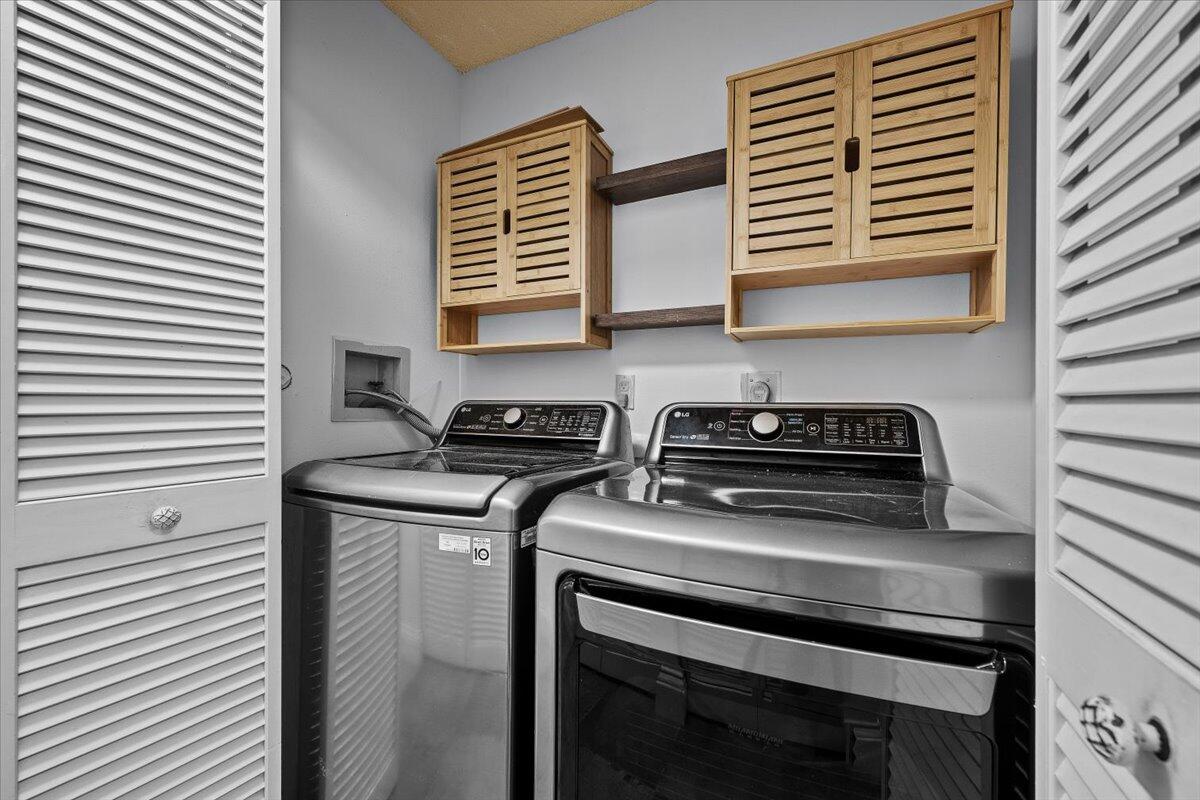 11 Dorchester Circle Property Photo 17